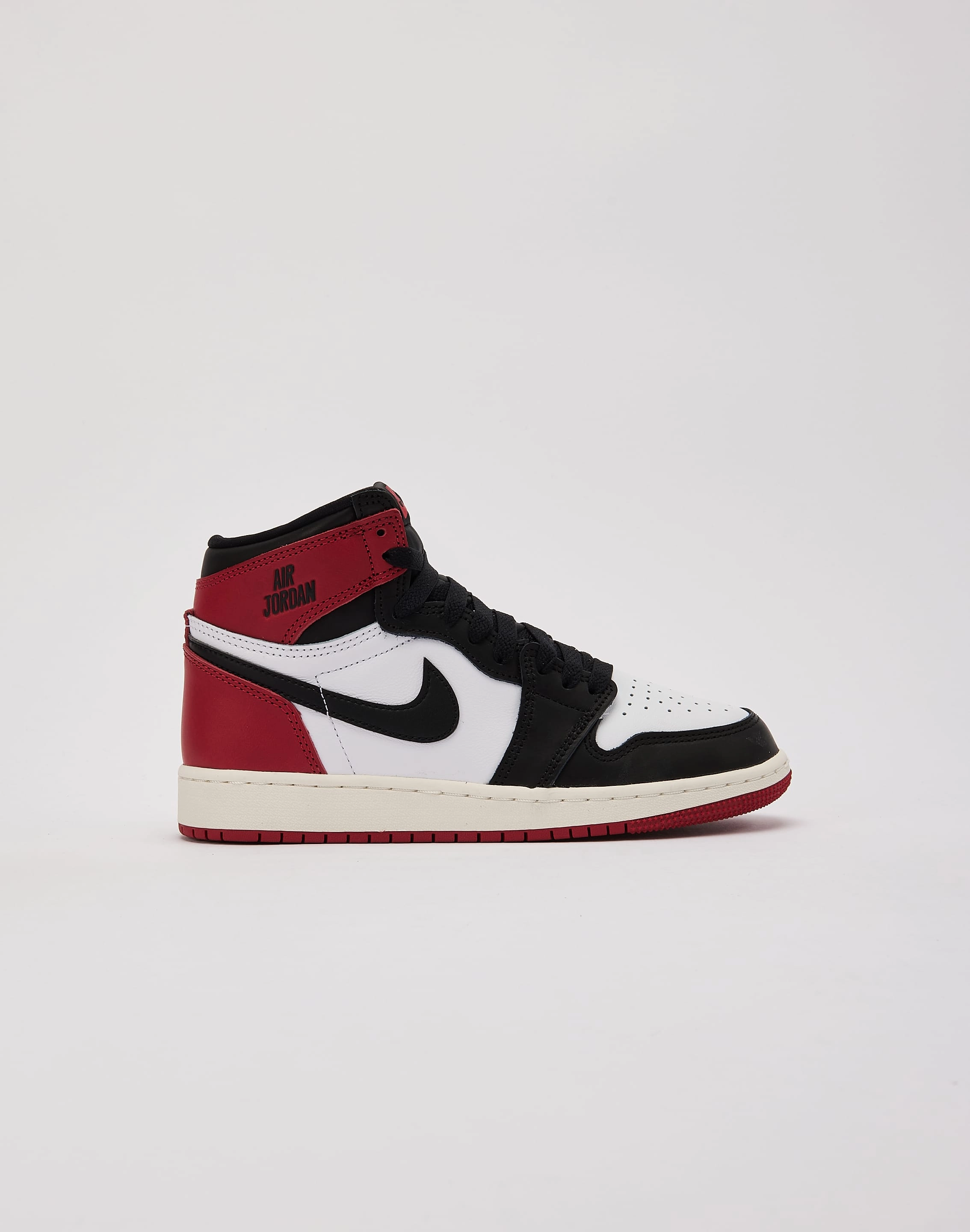 Jordan Air Jordan 1 Retro High OG 'Black Toe Reimagined' Grade-School Ultra Light Construction