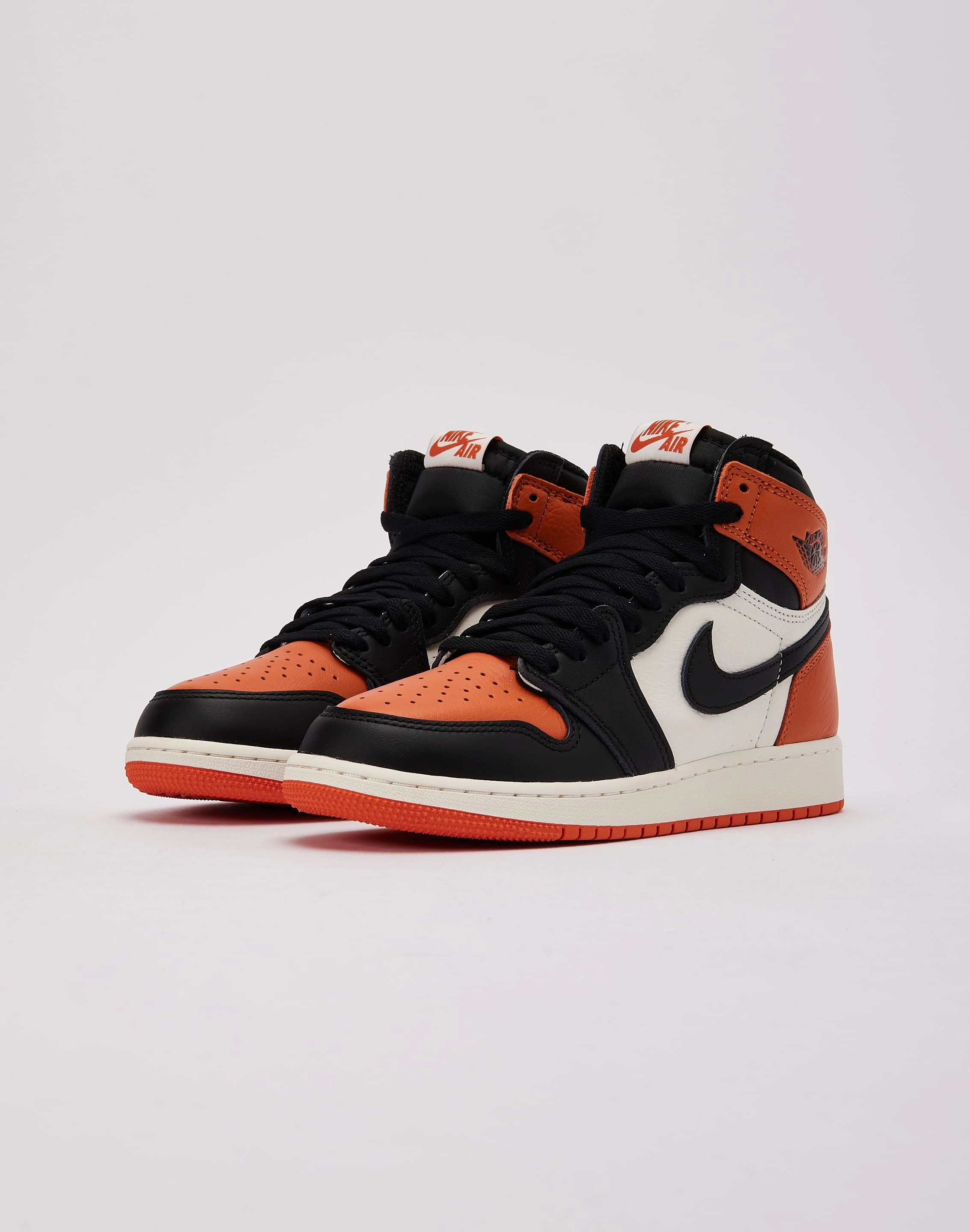 Elastic Lacing Dynamic Cushioning Jordan Air Jordan 1 Retro High OG 'Shattered Backboard' Grade-School