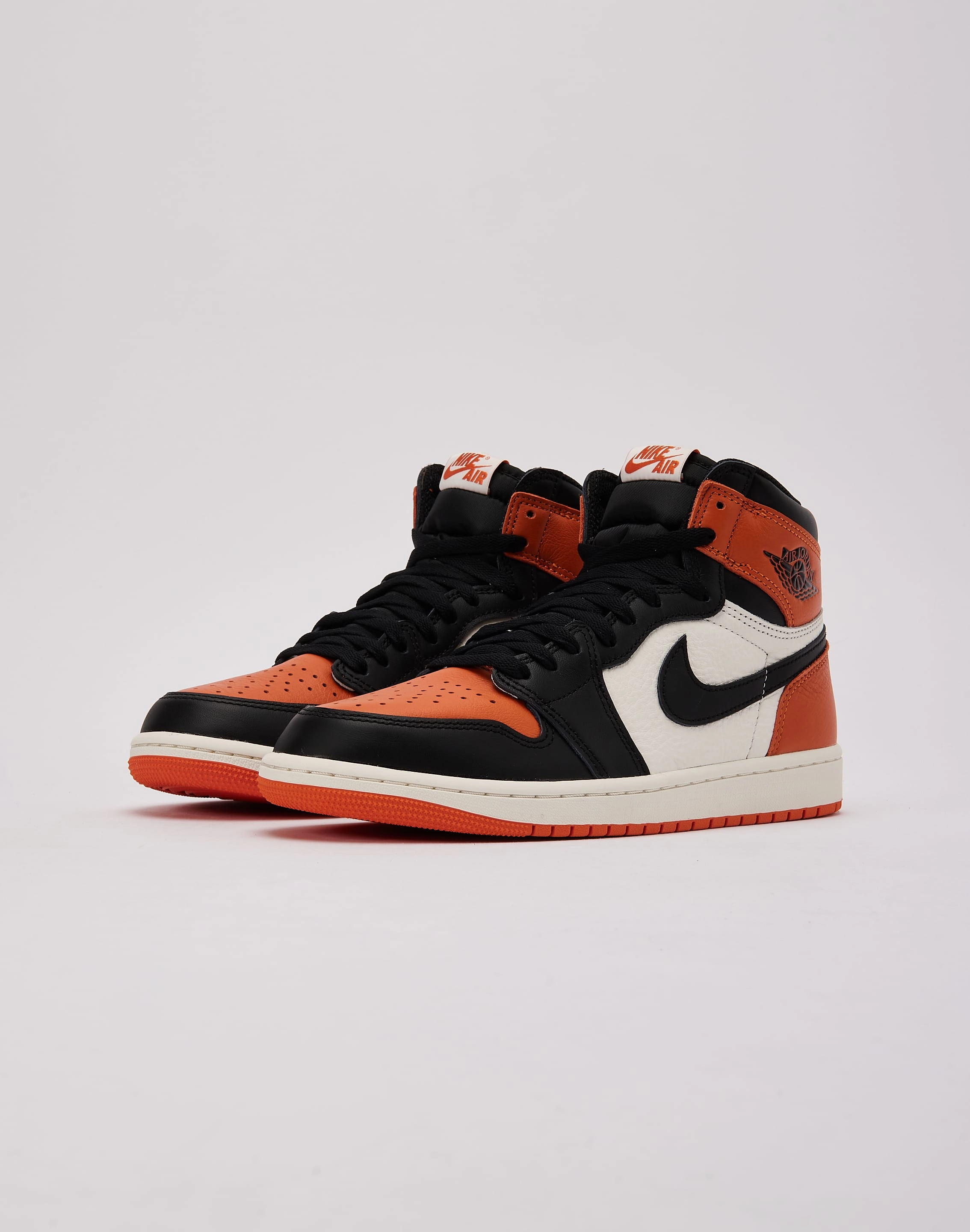Sturdy Outsole Comfort Midsole Jordan Air Jordan 1 Retro High OG 'Shattered Backboard'