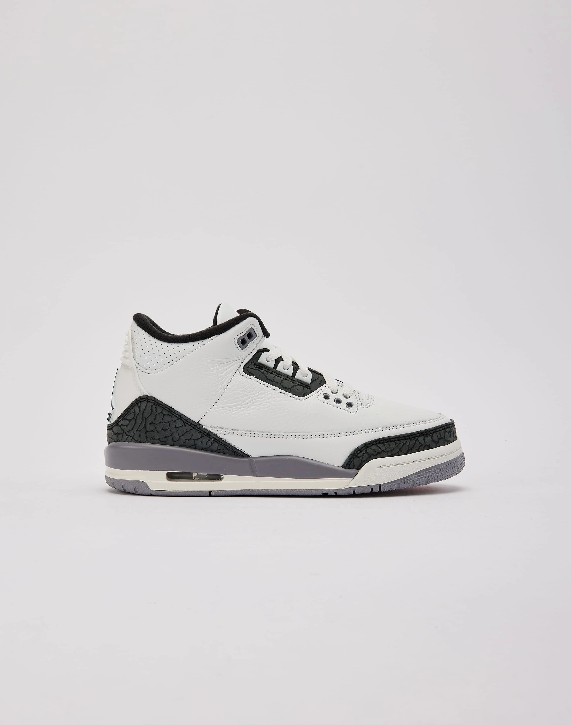 Adaptive Flex Grooves Flattering wear Jordan Air Jordan 3 Retro 'Cement Grey' Grade-School