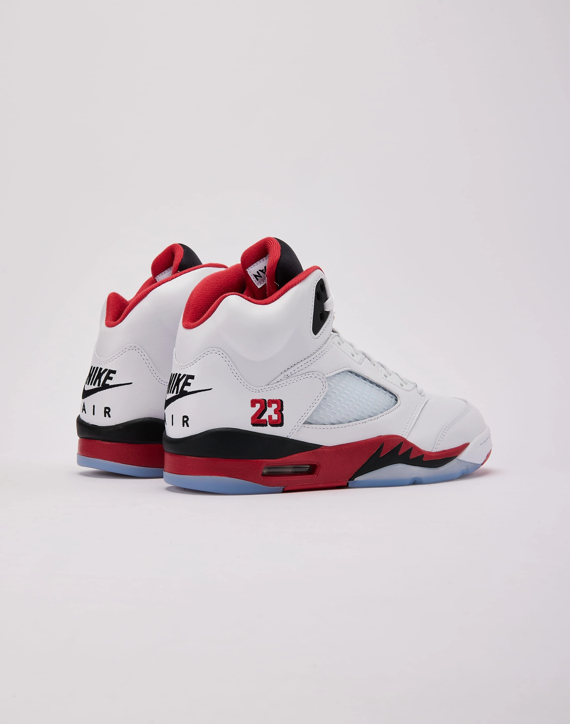 All-day arch Foam Midsole Cushioning Jordan Air Jordan 5 Retro 'Fire Red Black Tongue'