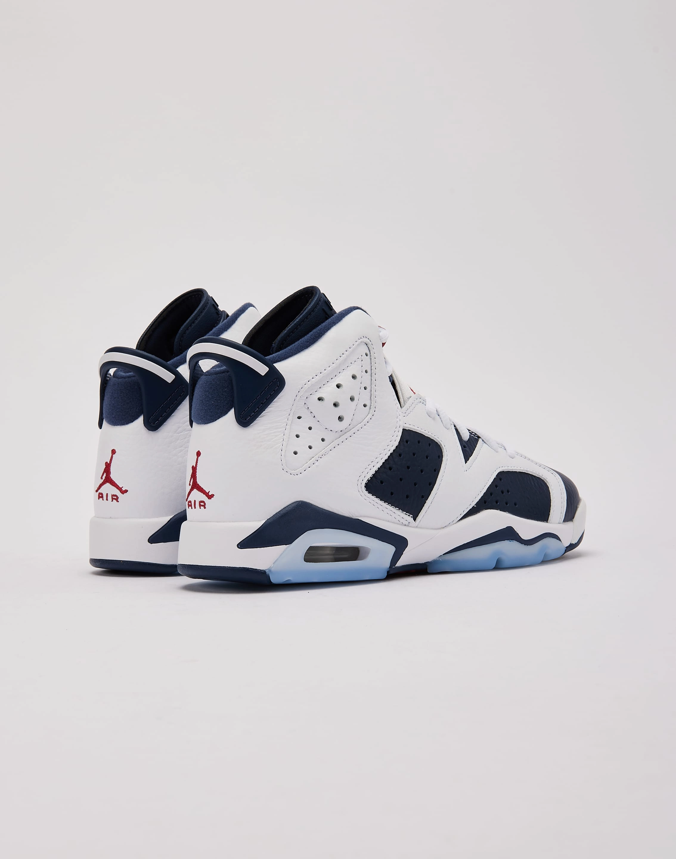 Jordan Air Jordan 6 Retro 'Olympic' Grade-School Sturdy Build Interlocking Outsole Nodes