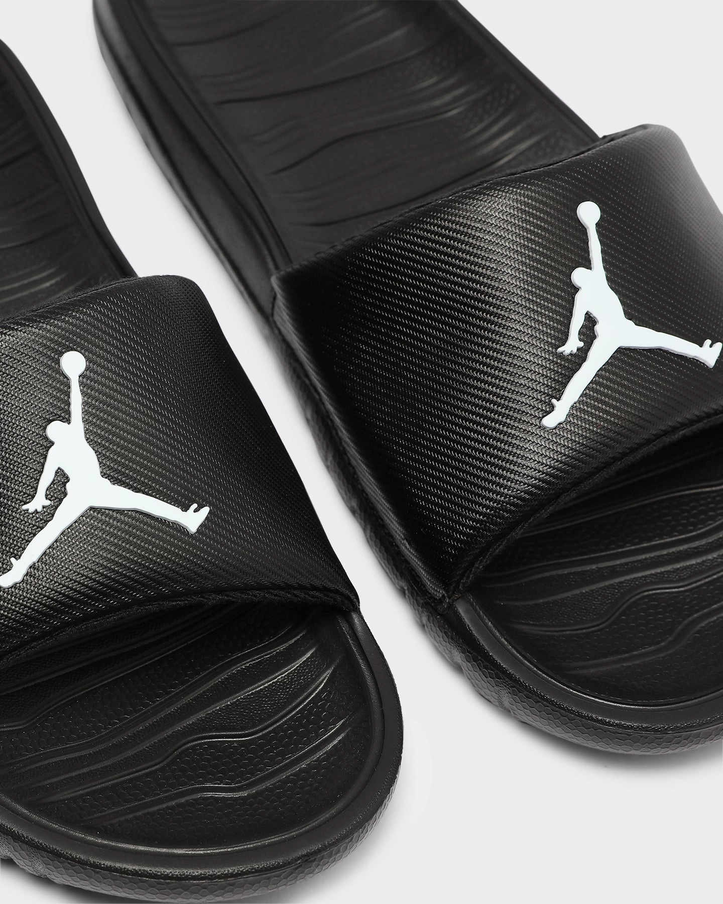 Jordan Break Slides Black/White Orange suede - type