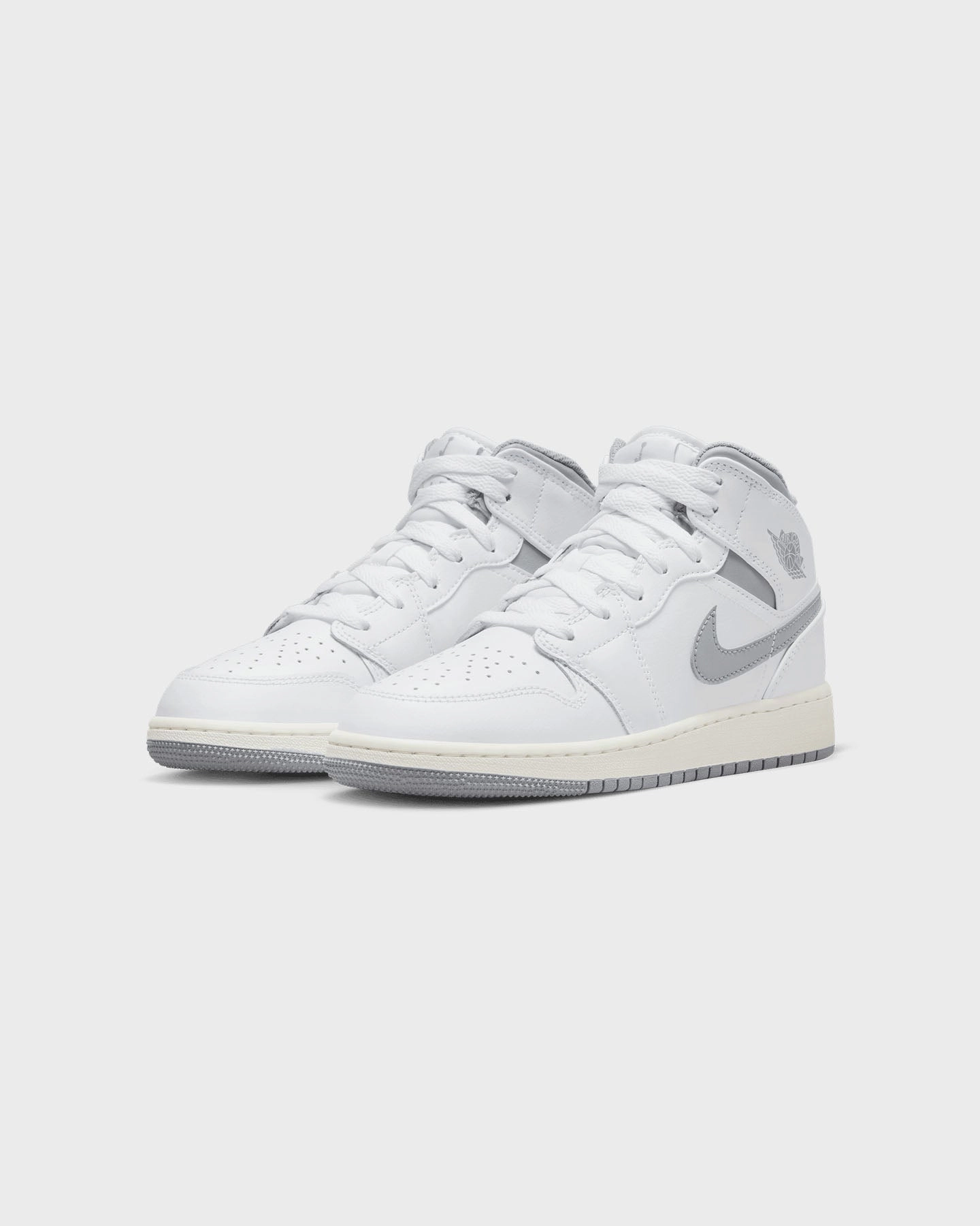 Athletic Apparel Classy Fit Jordan Kids' Air Jordan 1 Mid (GS) "Vintage Grey" White/Stealth