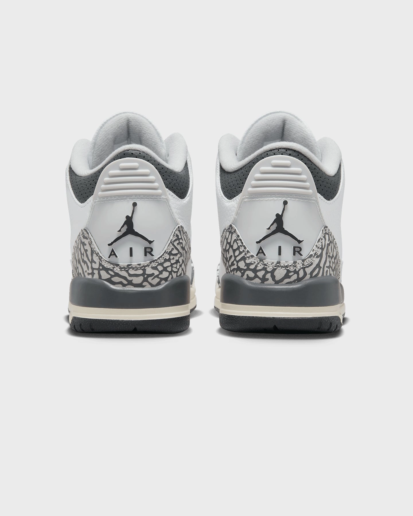 Jordan Kids' Air Jordan 3 Retro (GS) White/Black Multi Density Foam Layering Motion Comfort