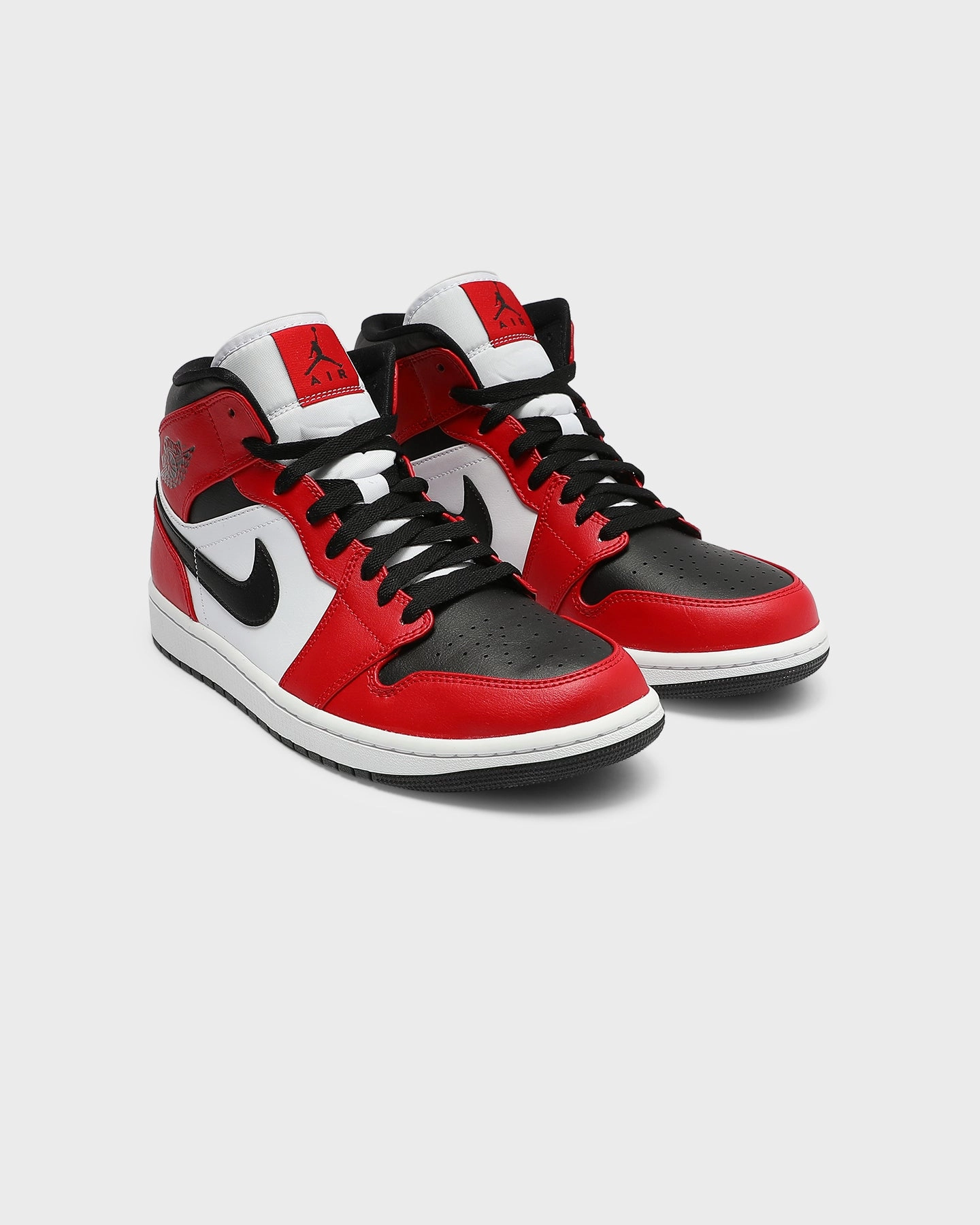 Lightweight Trail Grip All-weather breathability Jordan Men's Air Jordan 1 Mid ' Chicago Black Toe' Black/Black/Red