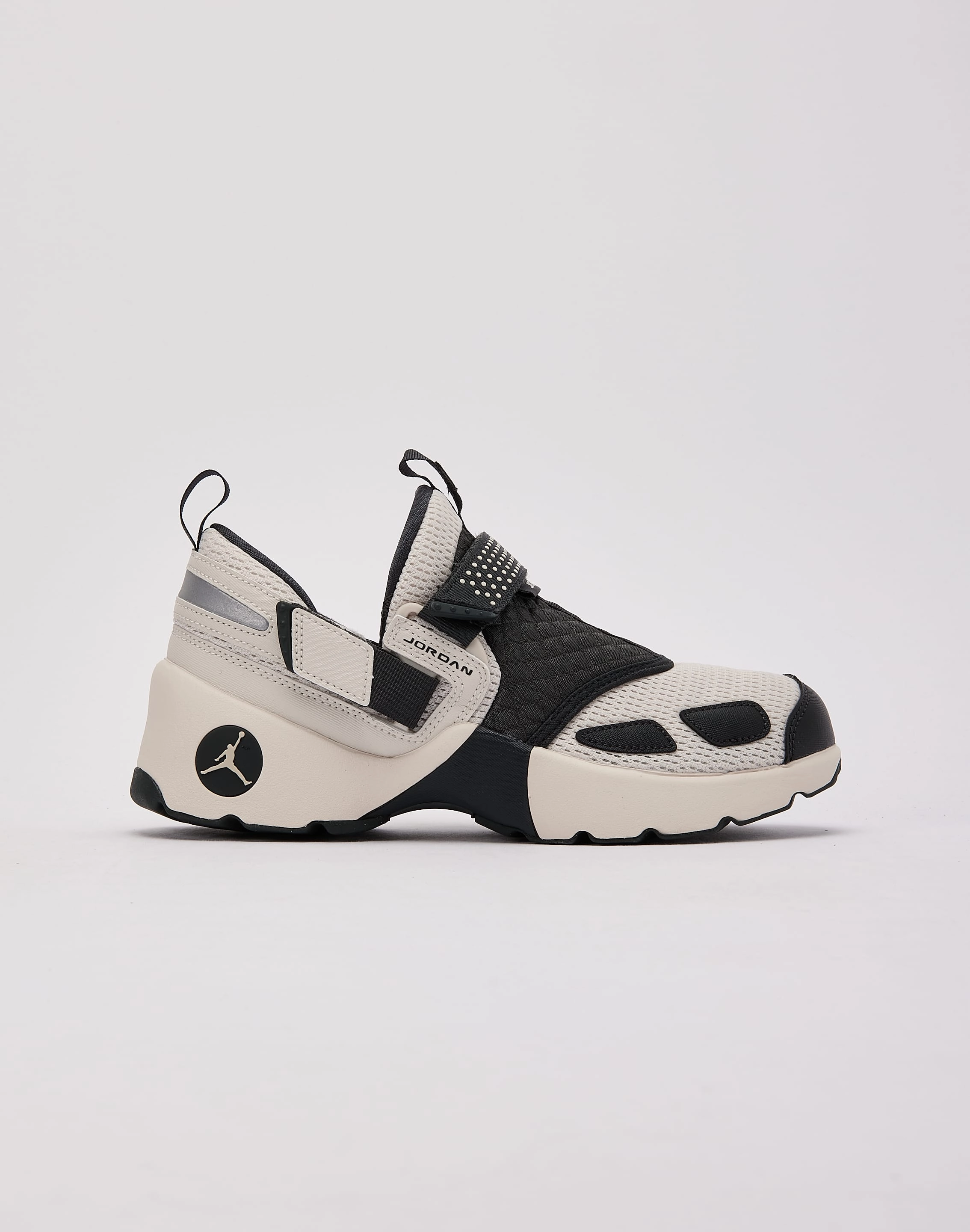 Professional Fit Jordan Trunner LX