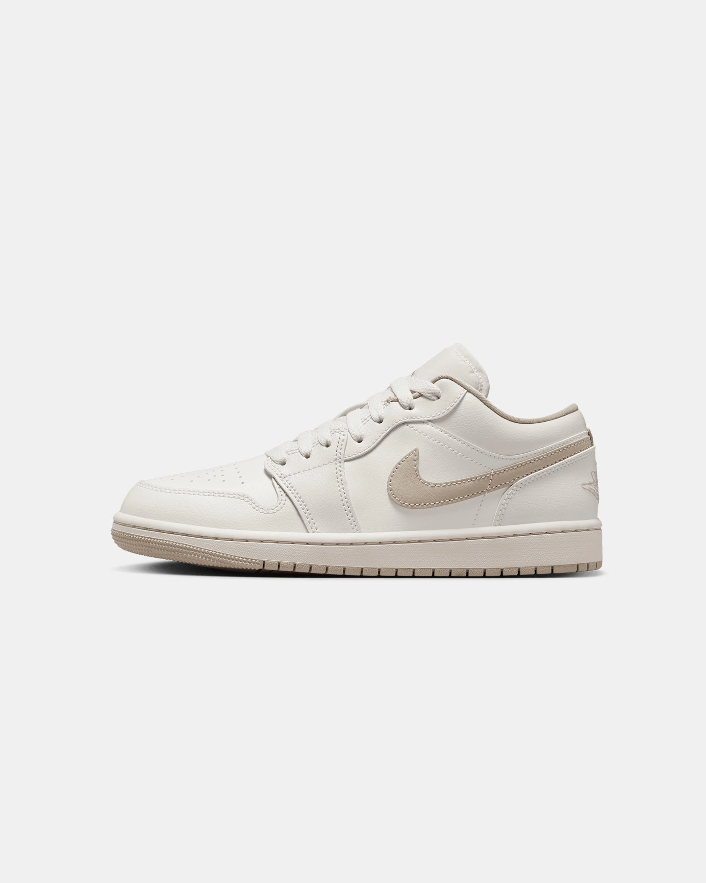 Jordan Women's Air Jordan 1 Low Sail/Rattan Pale Ivory Collapsible Heel Design