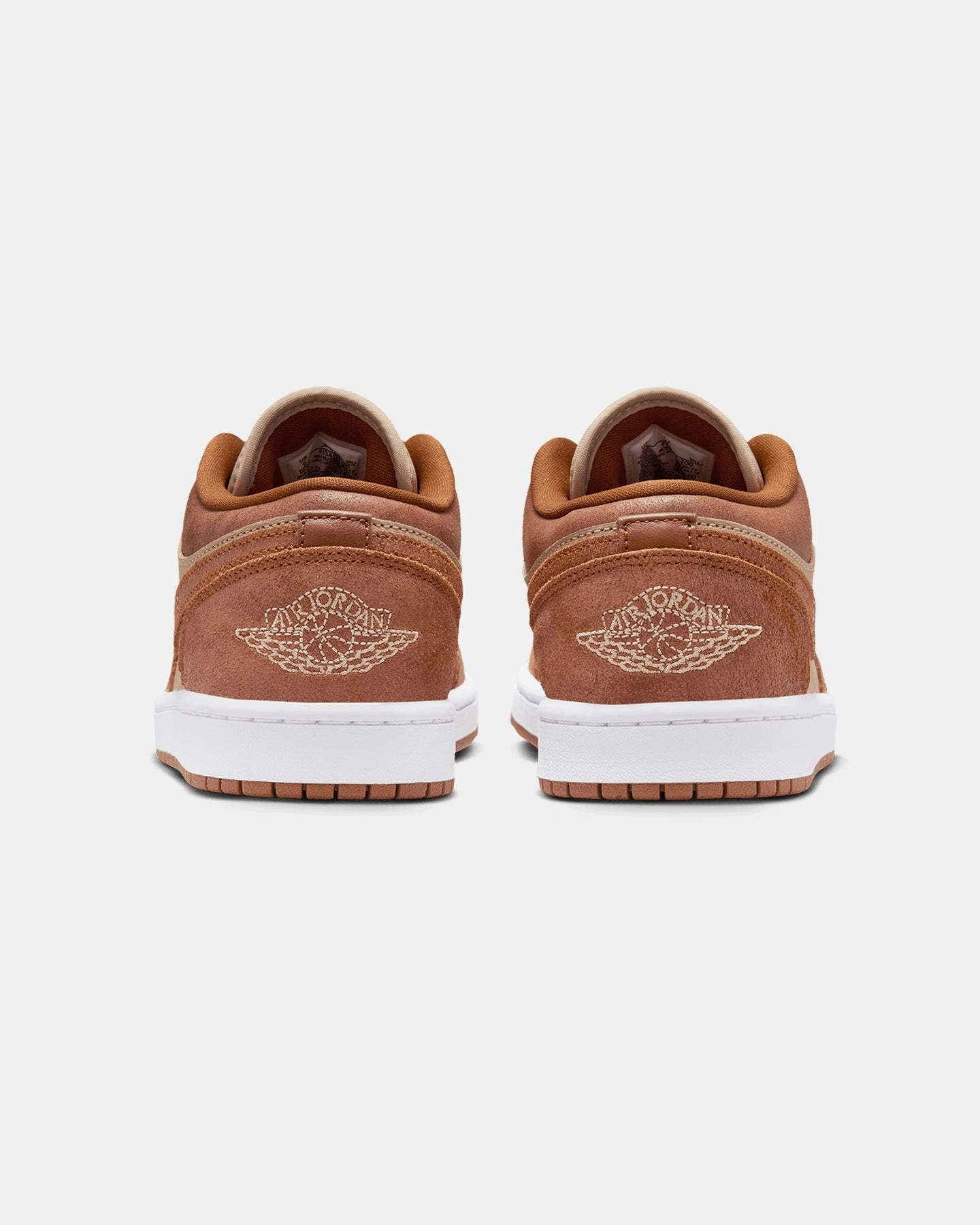 professional athletes' gear Jordan Women's Air Jordan 1 Low SE Legend Medium Brown