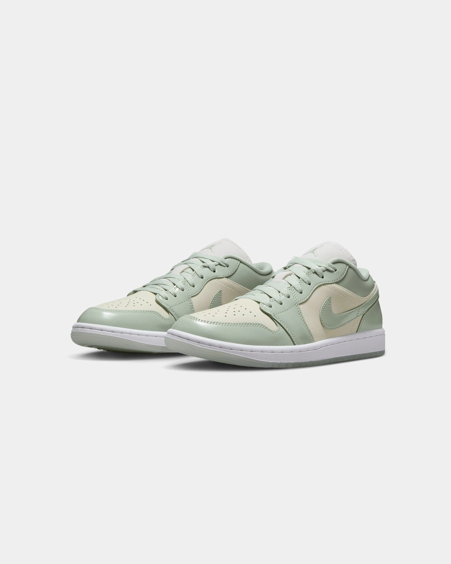 Jordan Women's Air Jordan 1 Low SE Sail/Seafoam Metallic Silver least adjustable Cushioned Insole