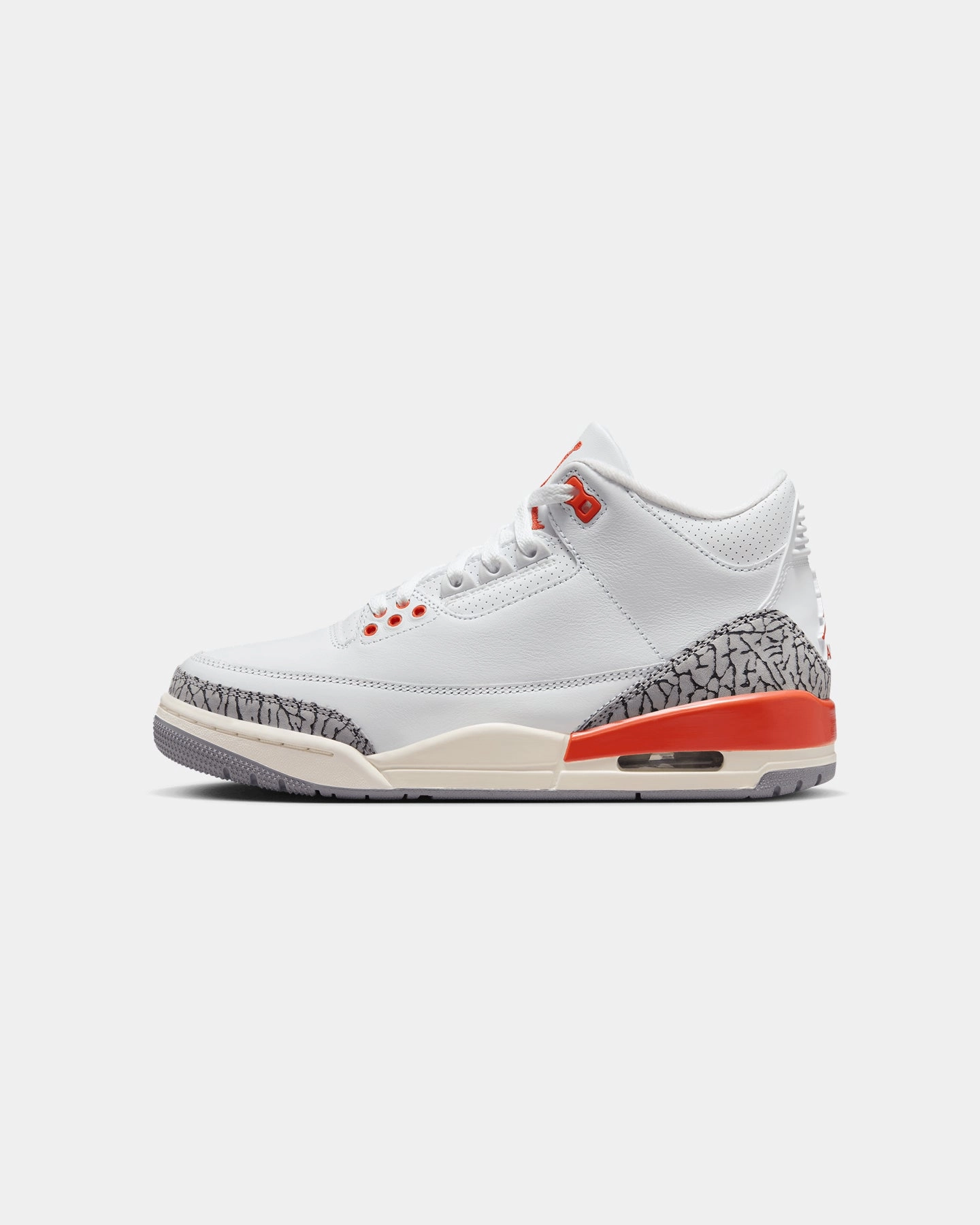 Flex Groove Tech Jordan Women's Air Jordan 3 Retro "Georgia Peach" White/Cosmic Clay