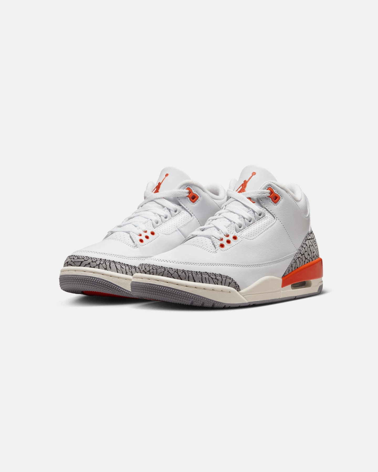 Jordan Women's Air Jordan 3 Retro "Georgia Peach" White/Cosmic Clay snowboarding