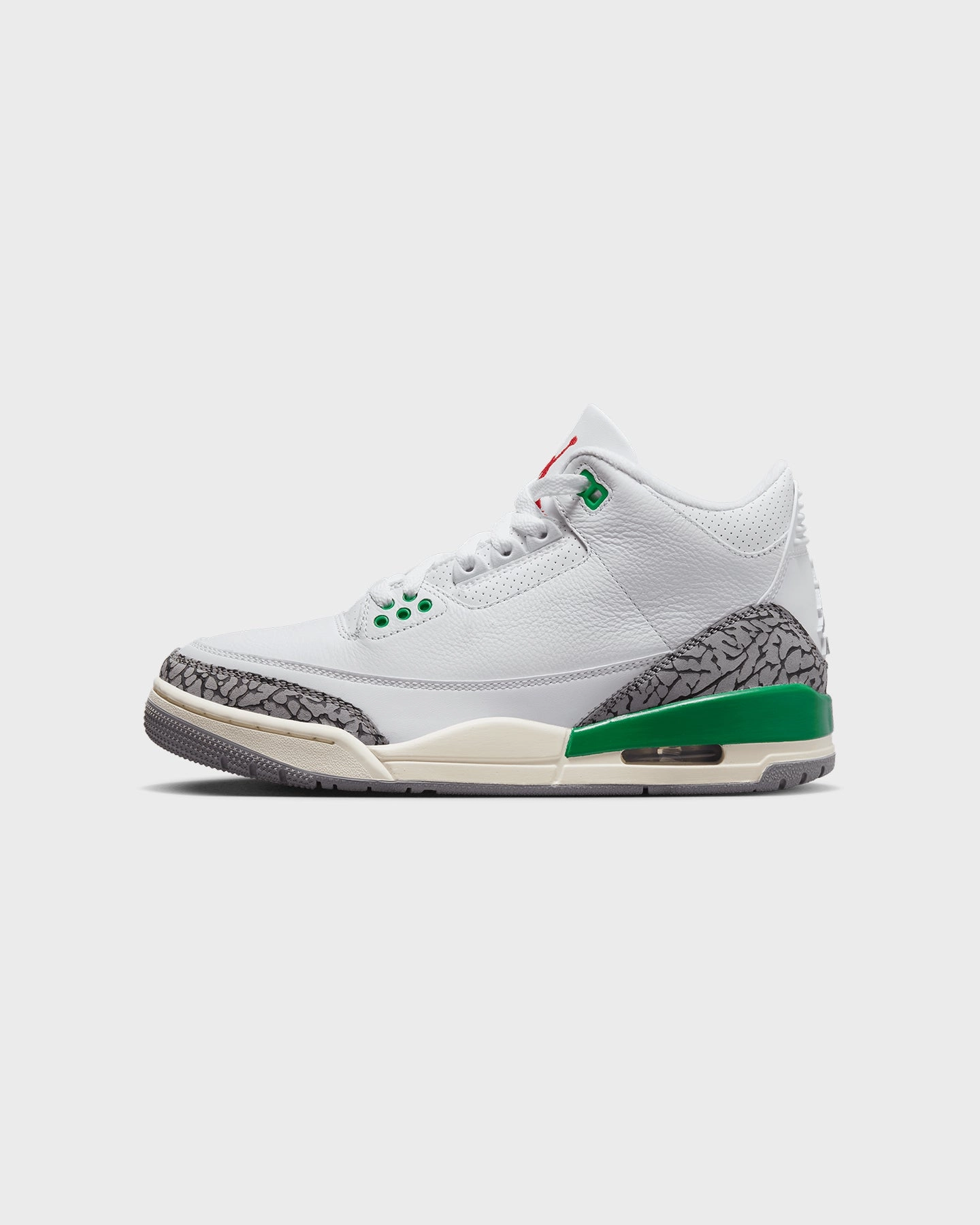 Ultra-soft performance Seamless Interior Design Jordan Women's Air Jordan 3 Retro "Lucky Green" White/Varsity Red/Lucky Green