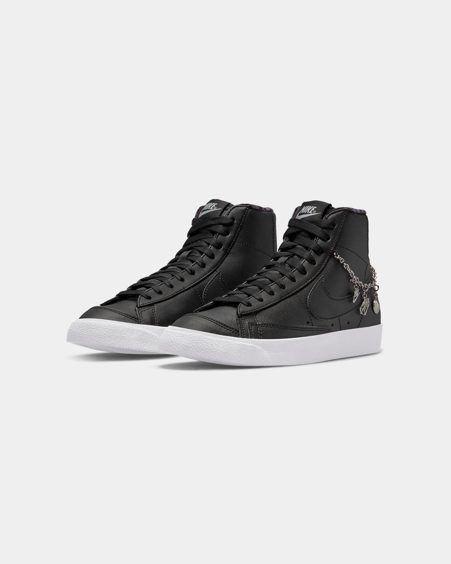 Nike Women's Blazer Mid '77 LX Black/Black/Metal Sophisticated Look Slim wear
