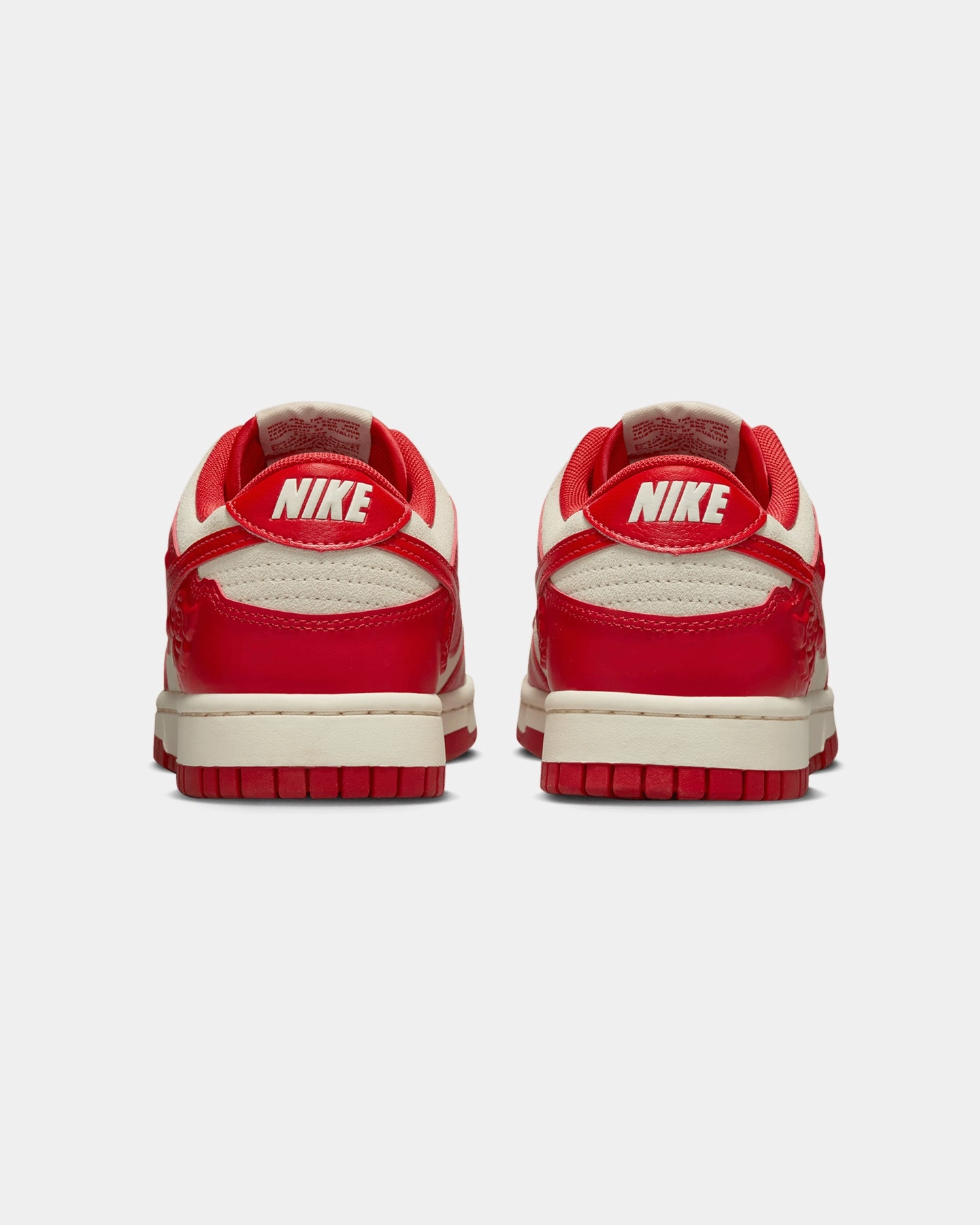 vegan - type Nike Women's Dunk Low White/Red
