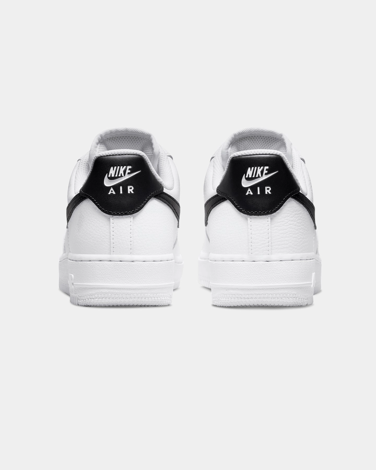Nike Women's Air Force 1 '07 White/Black cycling - specific advantages