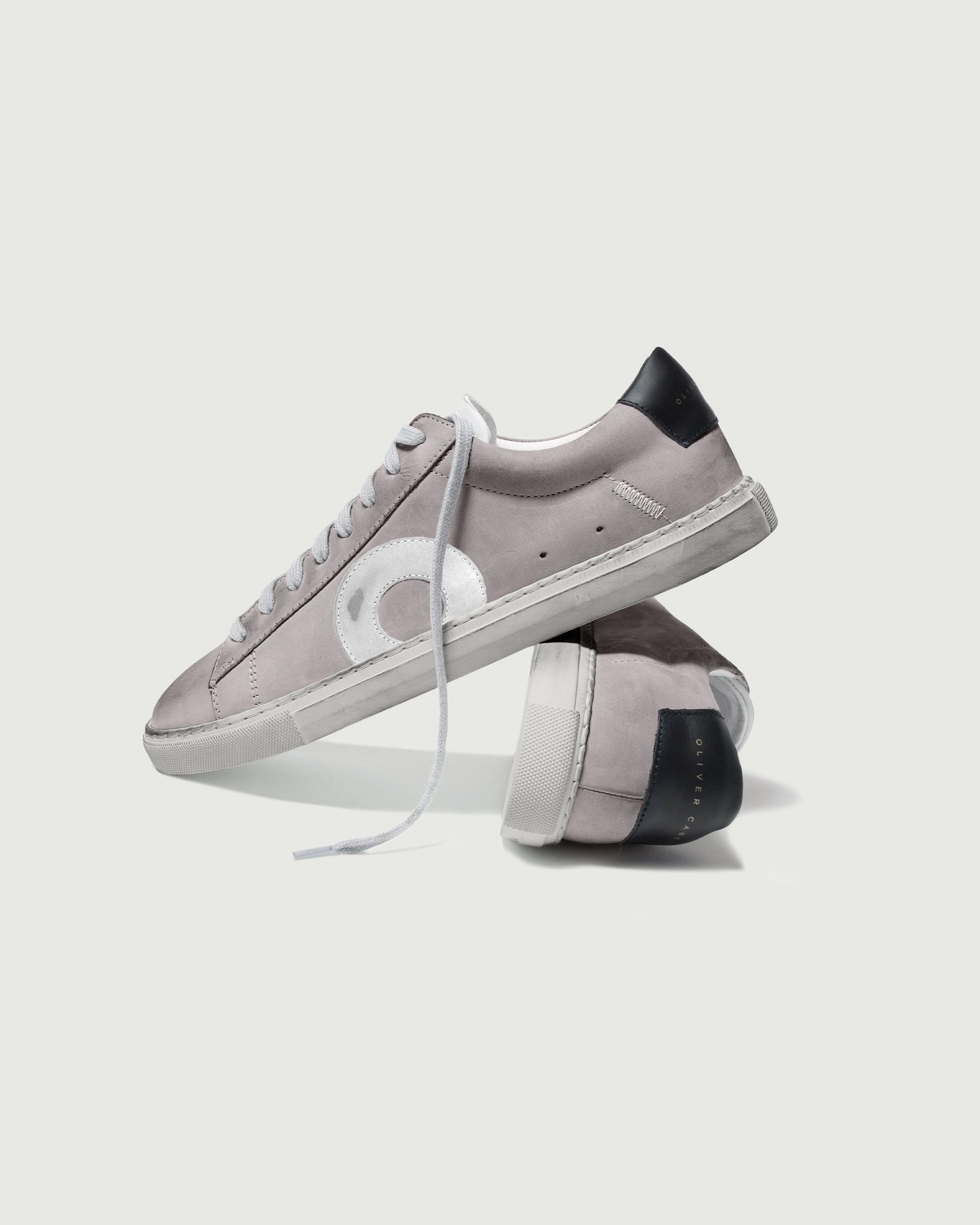 Low 1 | Fog Comfortable Tongue