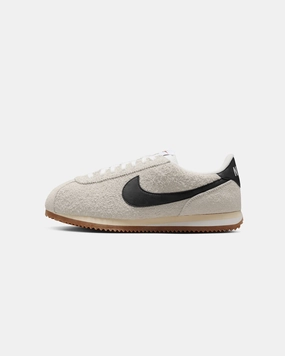 party - goers' Nike Women's Cortez Vintage Suede Summit White/Black