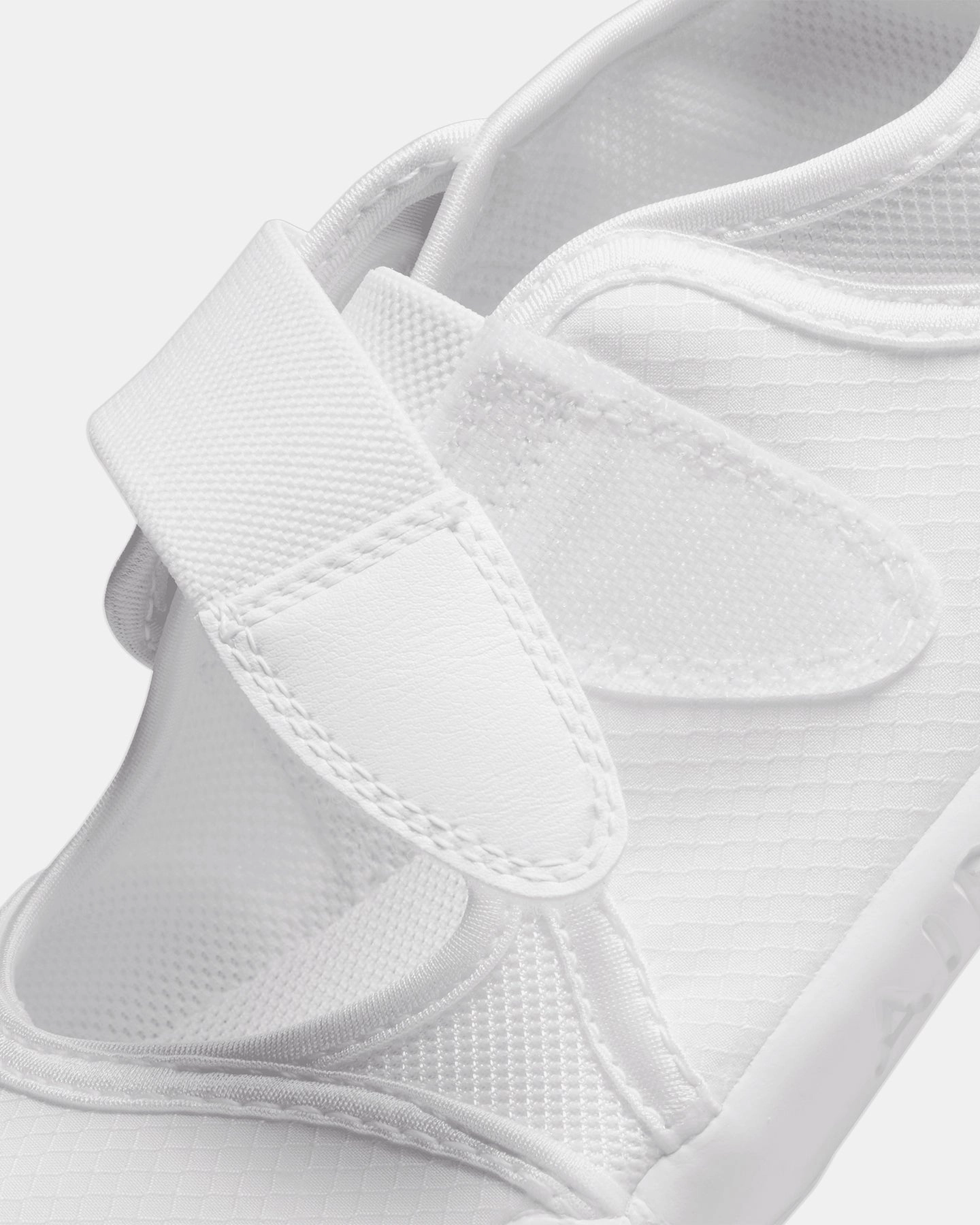Nike Women's Air Rift Breathe White/White Muted