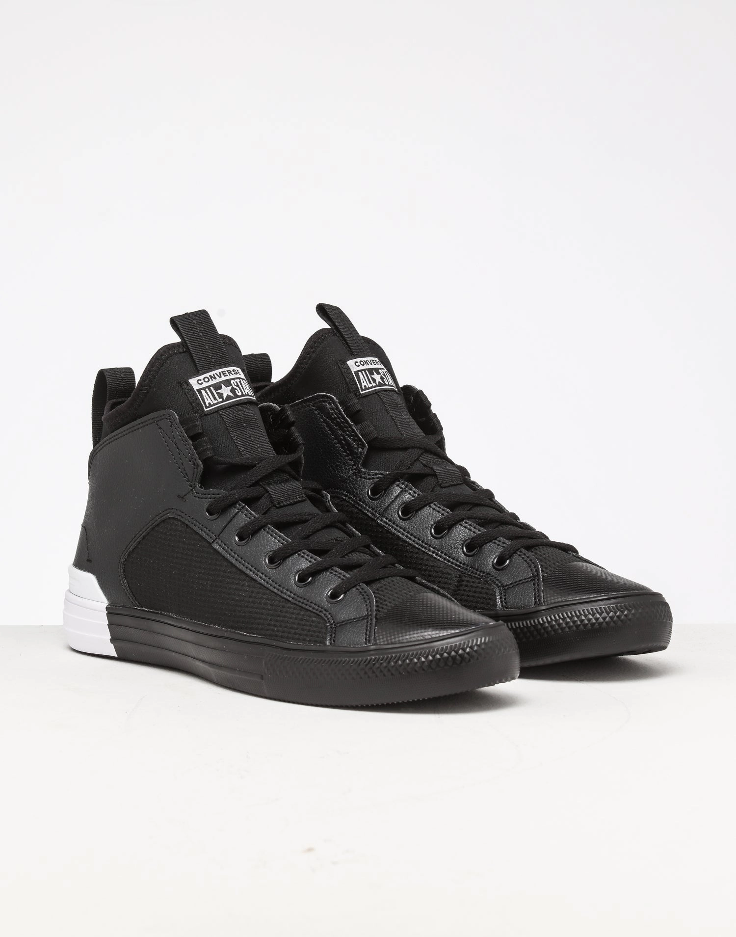Non Chafing Collar Converse Chuck Taylor All Star Ultra Black/White