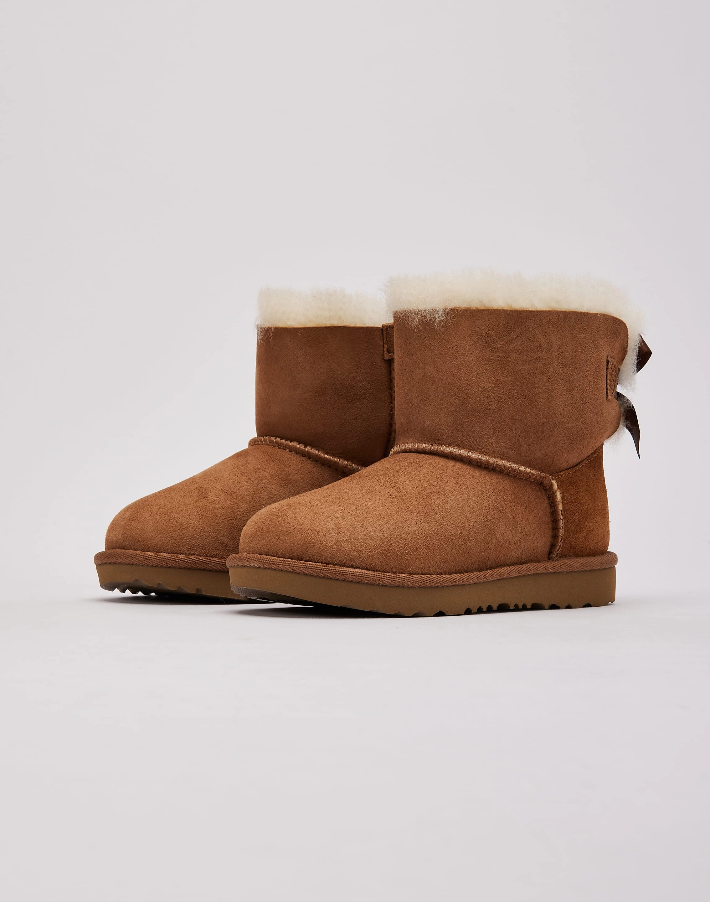 UGG Mini Bailey Bow II Boots Pre-School ground grip