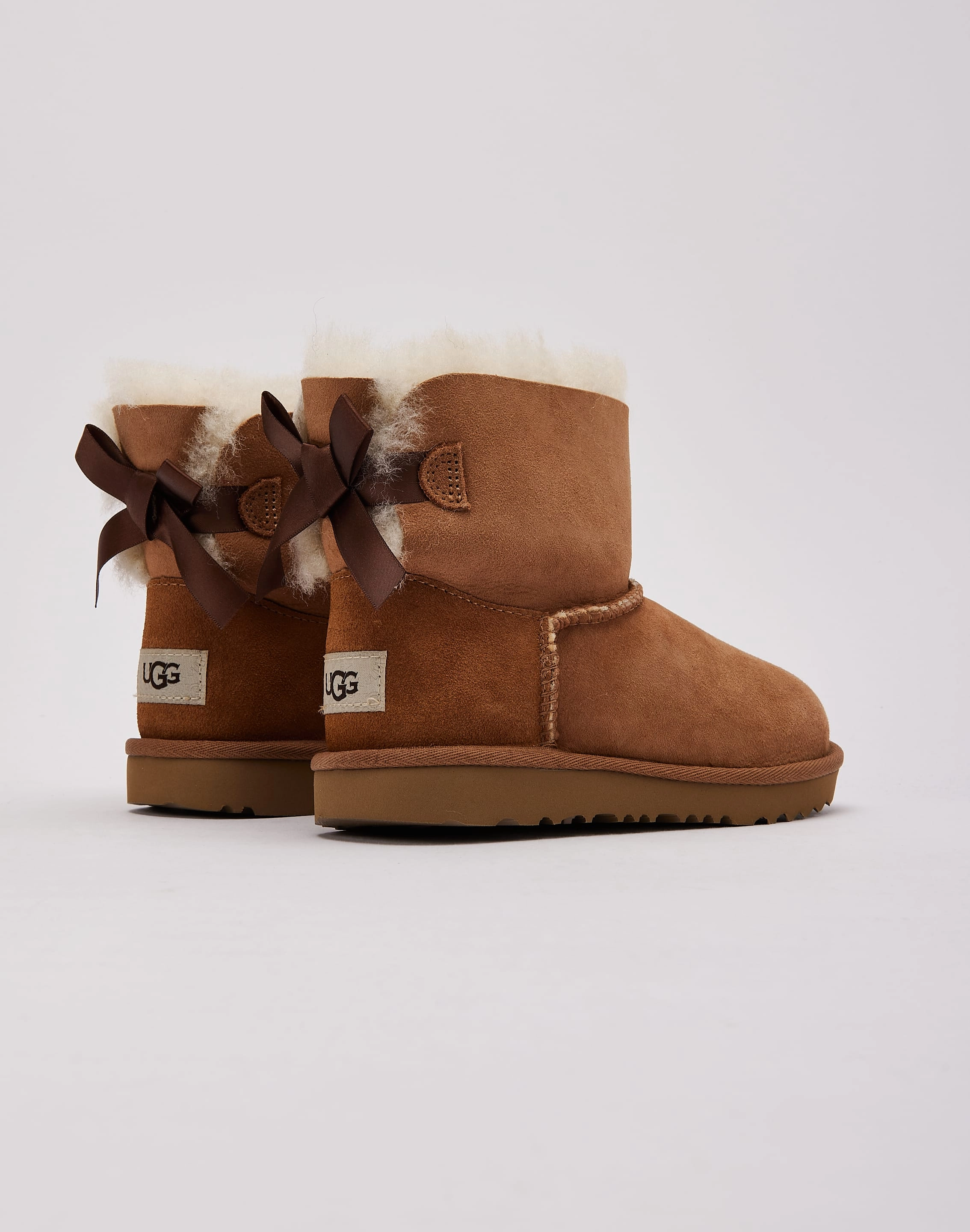 Energy Return Technology Open Toe Design UGG Mini Bailey Bow II Boots Pre-School