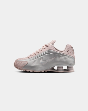 Nike Women's Shox R4 Barely Rose/Metallic Platinum students' preferences