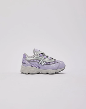 Dynamic Fit Trend-setting ease New Balance 1000 Bungee Toddler
