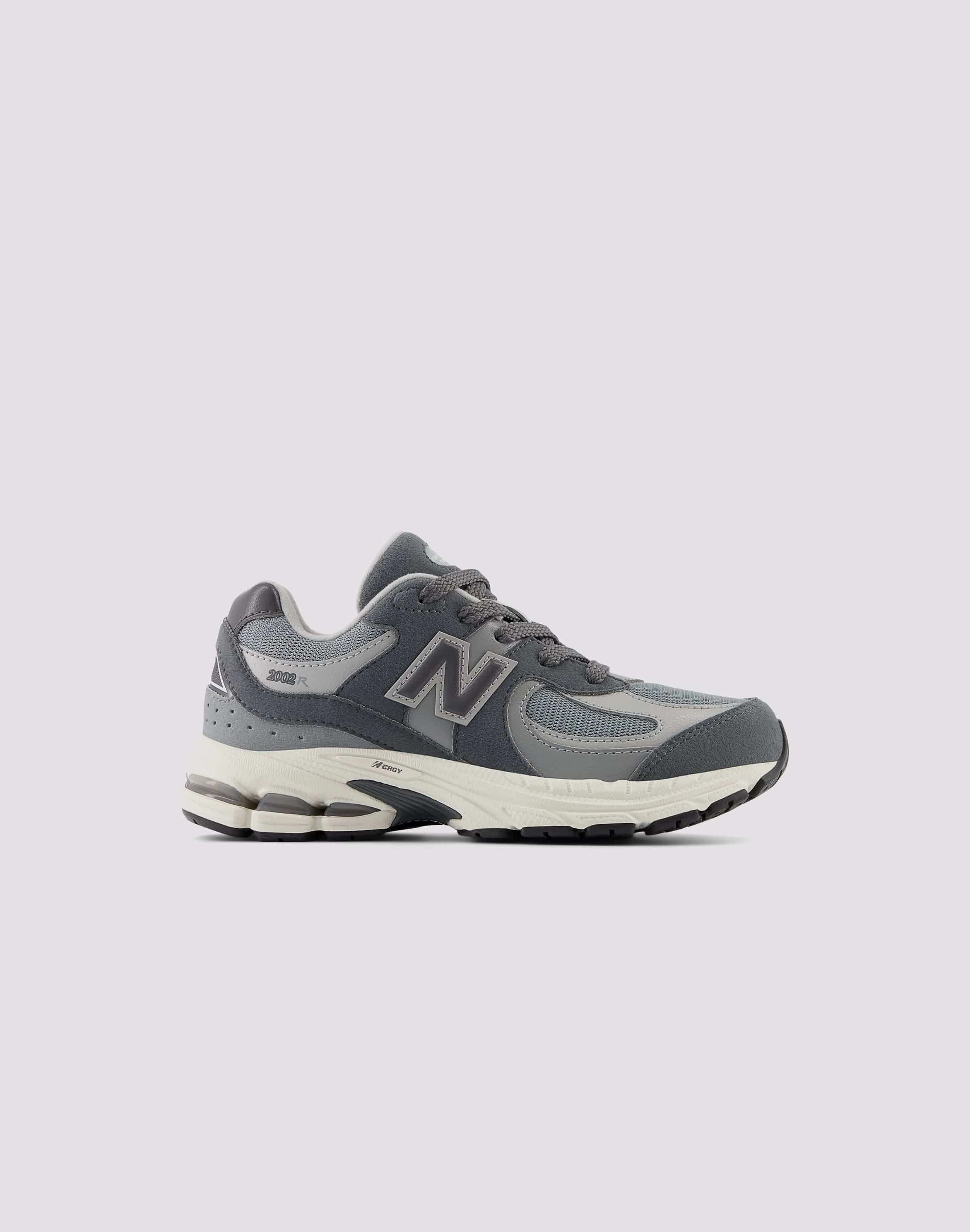 New Balance 2002R Pre-School Heel Stabilization
