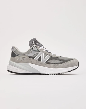Seamless Interior Padding Easy Clean New Balance 990v6