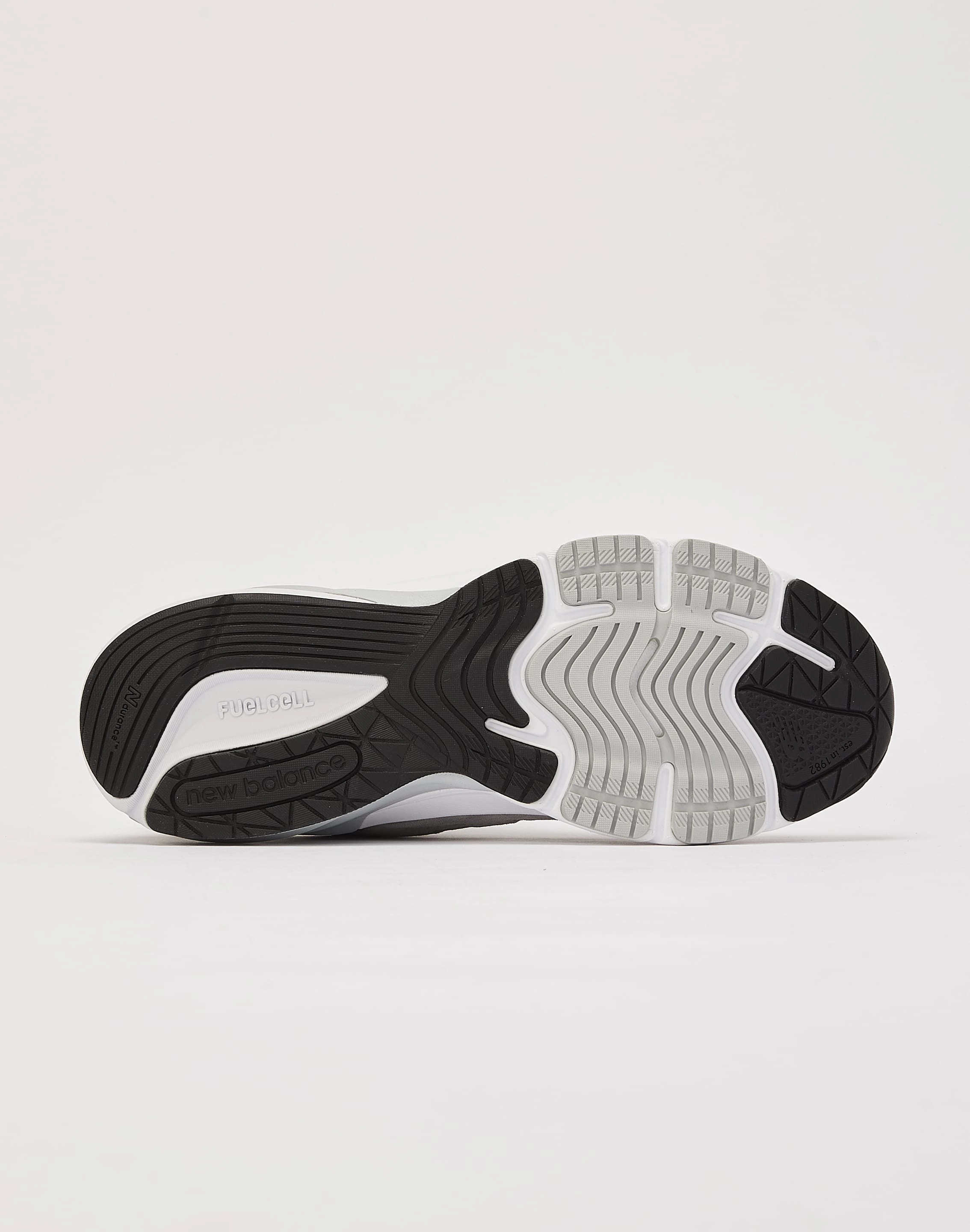 Comfort toe Designer Style New Balance 990v6