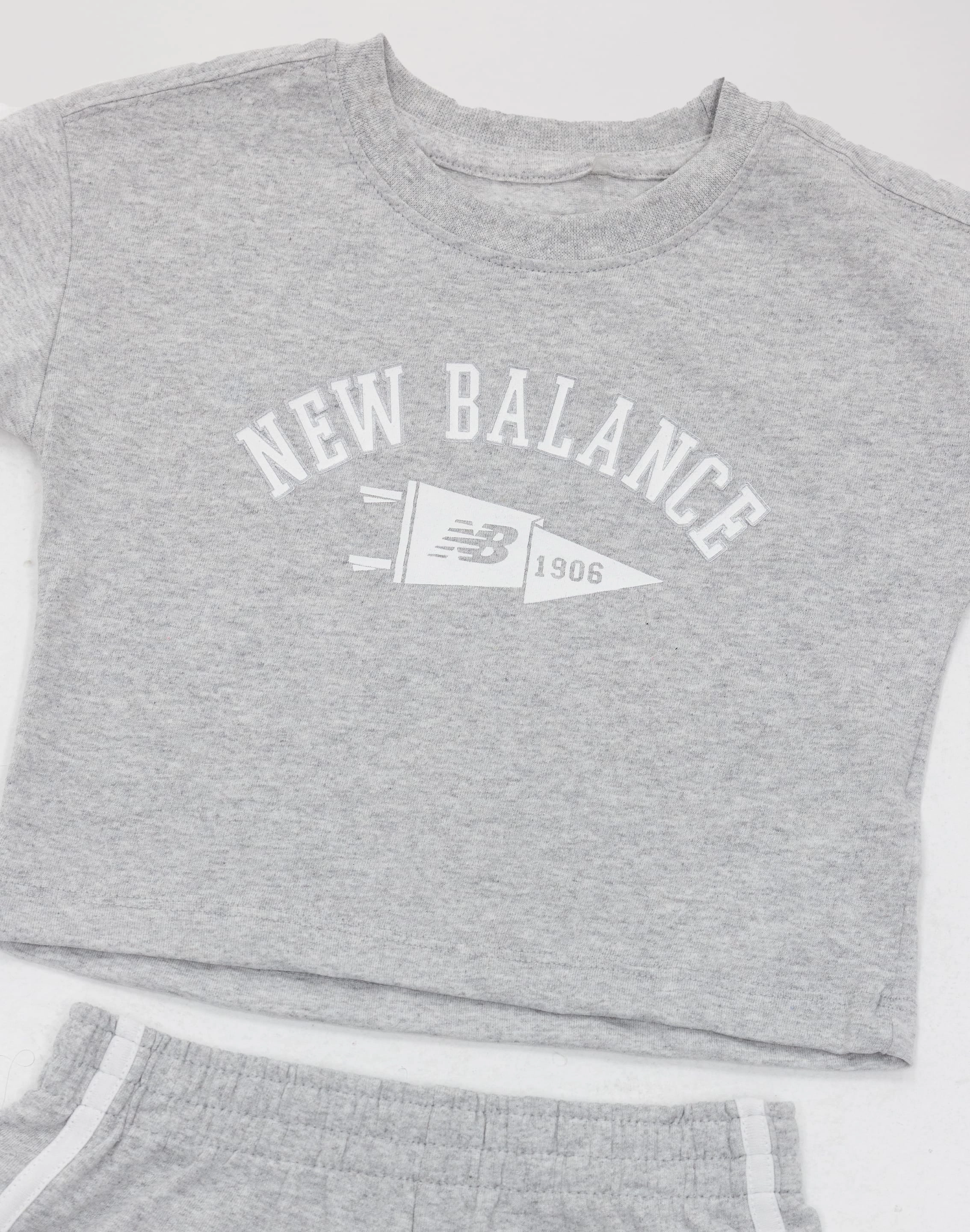 Pressure Mapped Outsole New Balance Flag Fleece Shorts Set Pre-School