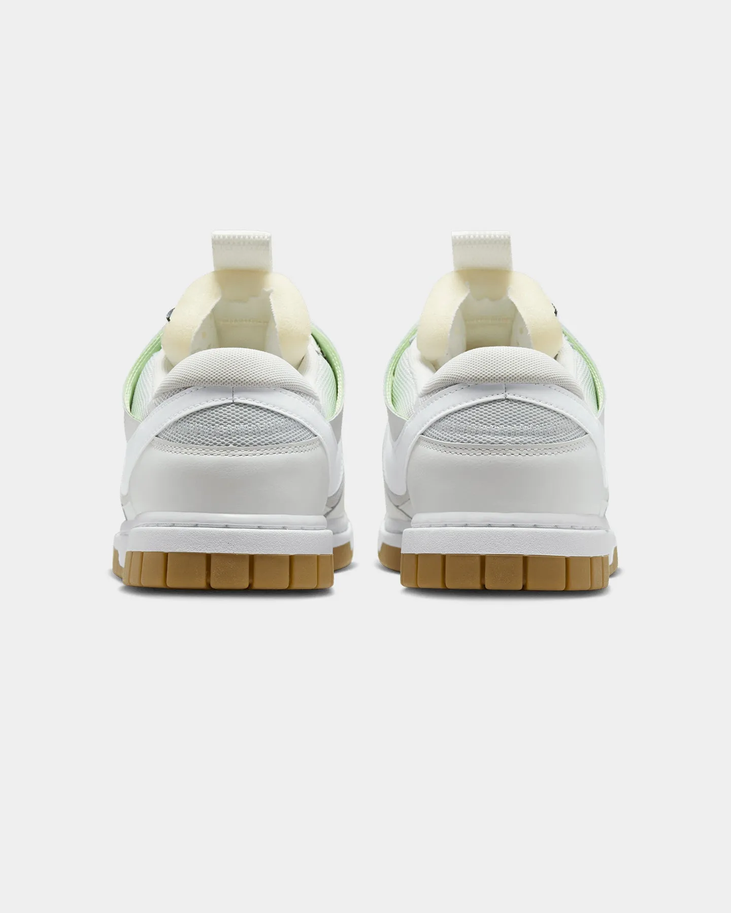 Structured silhouette travel - related conveniences Nike Air Dunk Jumbo "White Gum" Photon Dust/White