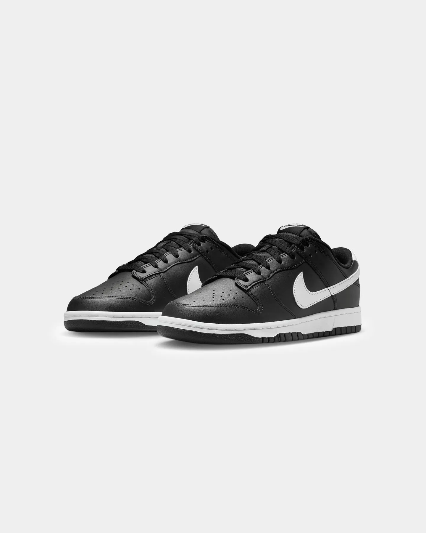 wide - fitting Nike Dunk Low Retro "Black Panda" Black/White