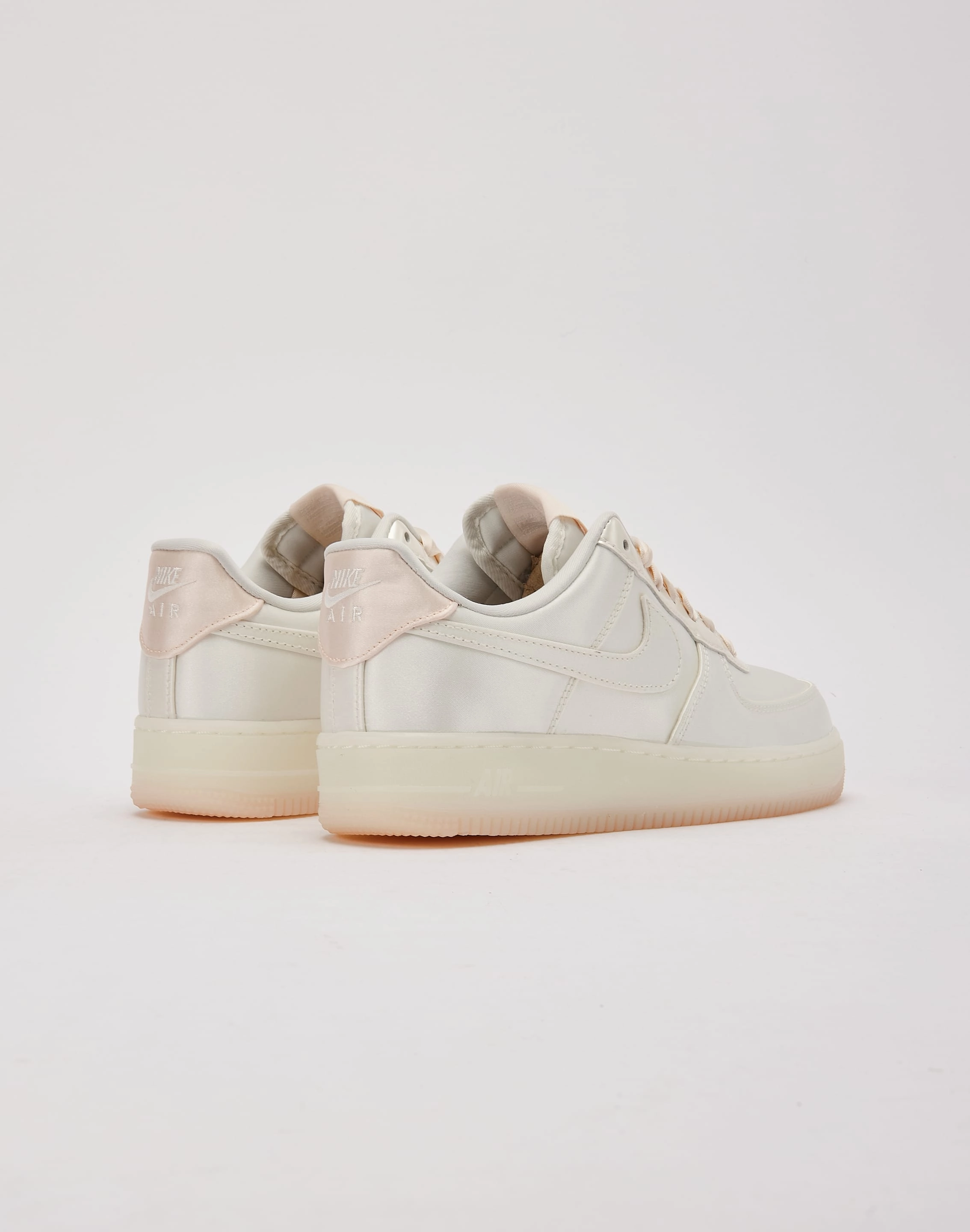 Nike Air Force 1 Low '07 LV8 Noise   Reducing Hyperelastic Response