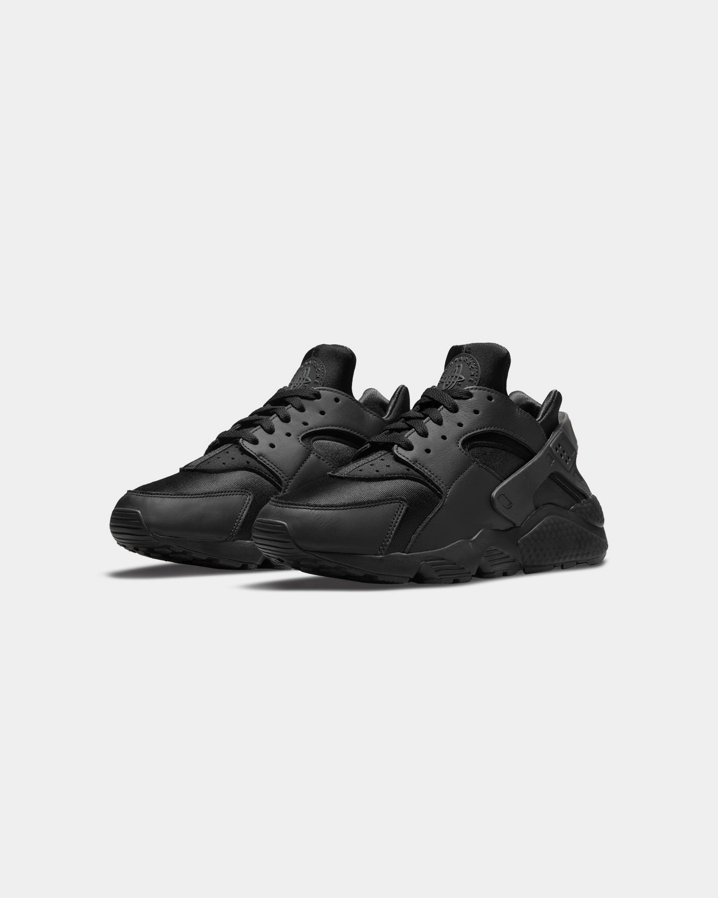 Structured wear Luxe sole Nike Air Huarache Black/Black