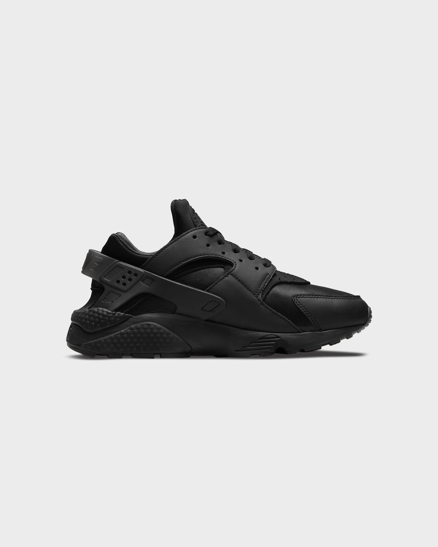 Ergonomic Contouring Nike Air Huarache Black/Black