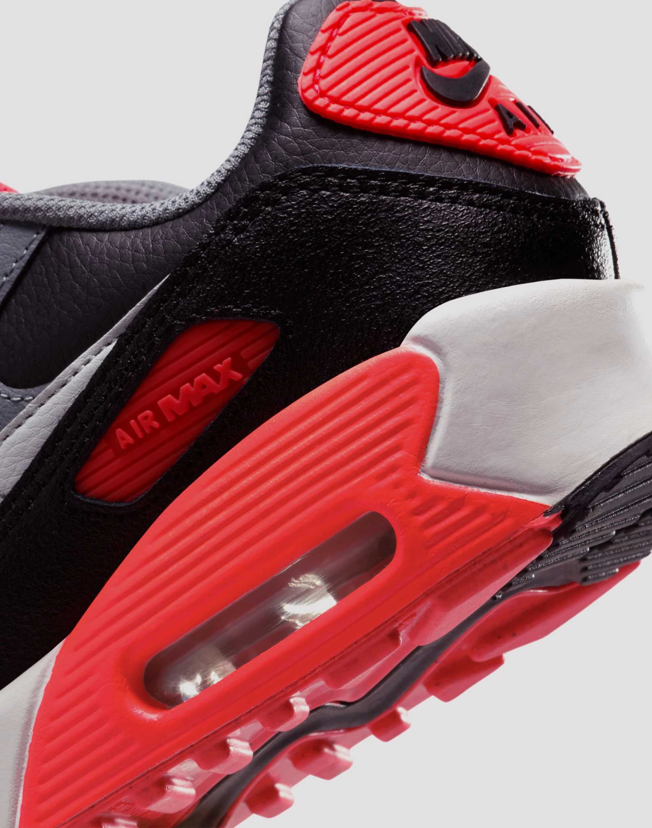 Rollbar Motion Control Nike Air Max 90 Grade School Boys' "Black/Photon Dust/Cool Grey"