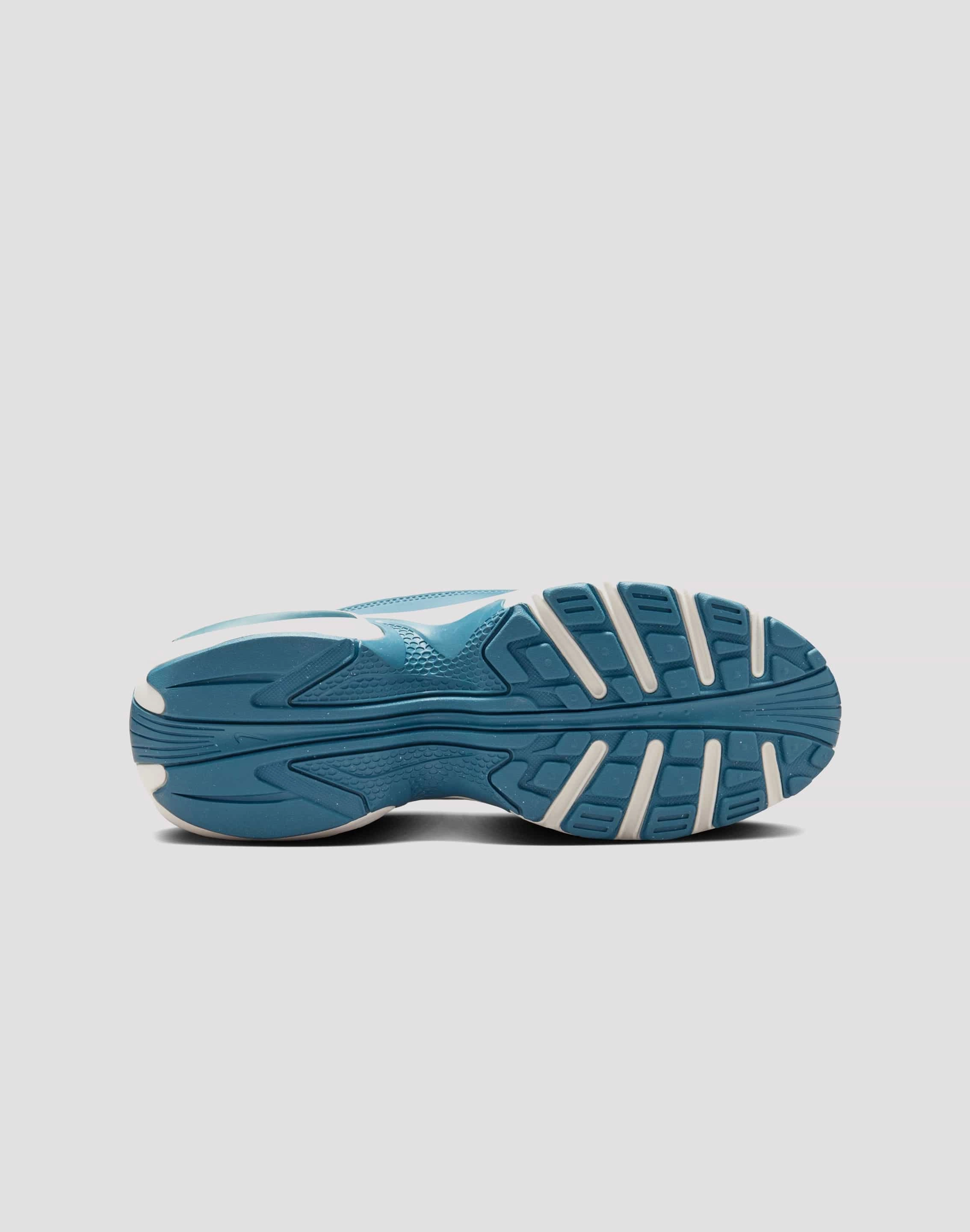 Nike Air Max Portal "Smokey Blue/Dusty Cactus/Glacier Blue" Zip   Up Style