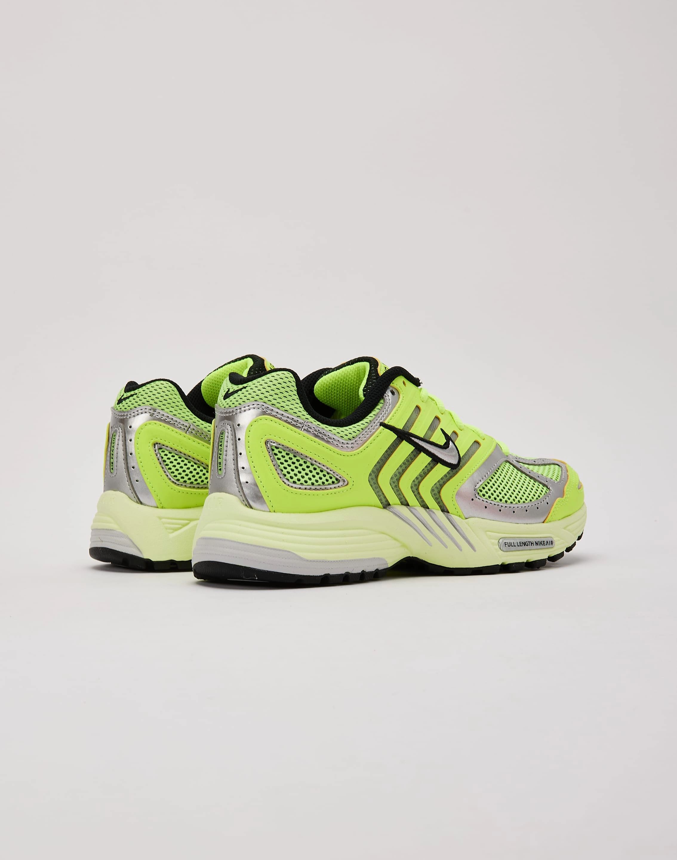 Nike Air Pegasus 2005 Flexible Outsole Heel Counter Structure