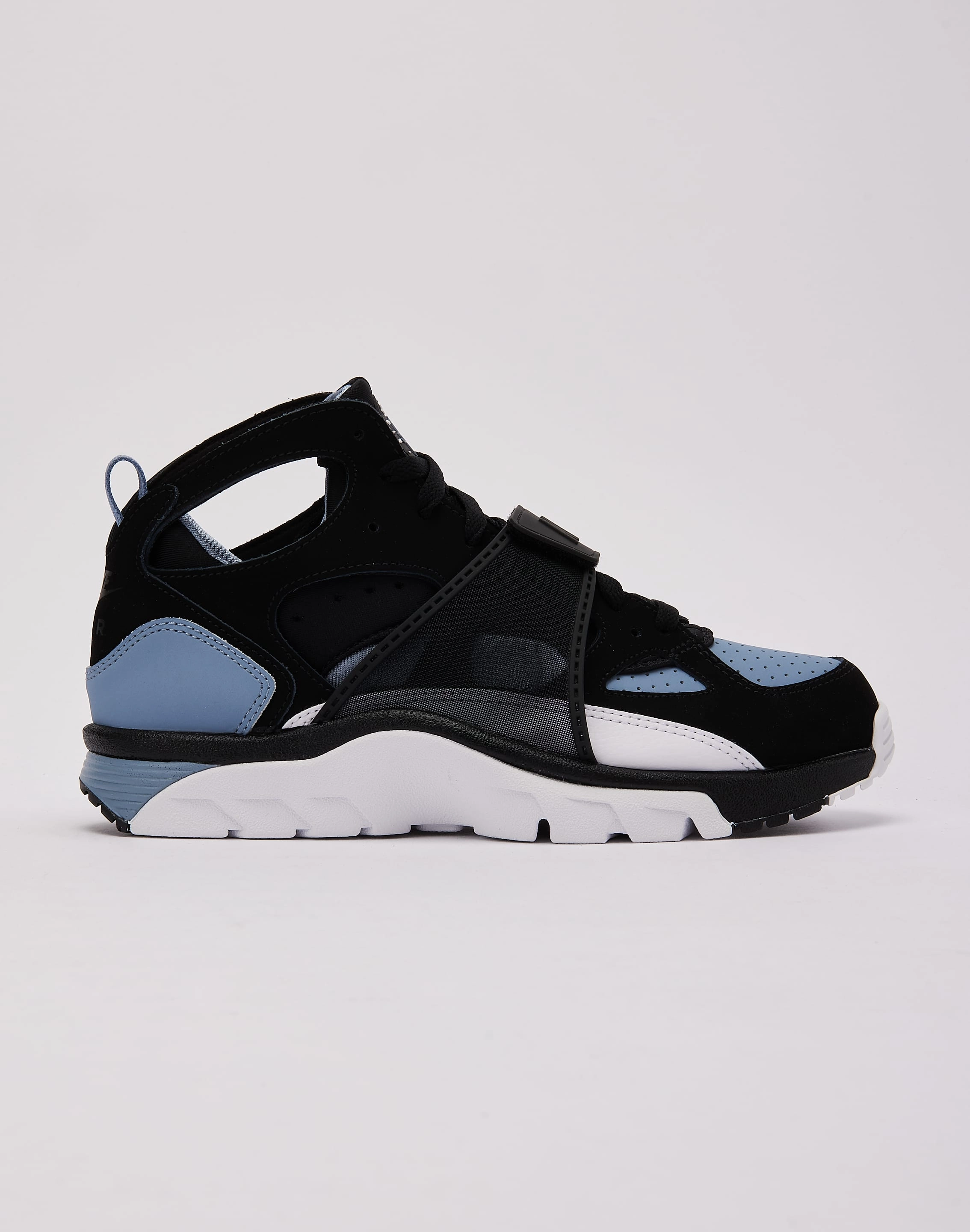 Nike Air Trainer Huarache Impact Diffusion Technology Tear Resistant Mesh