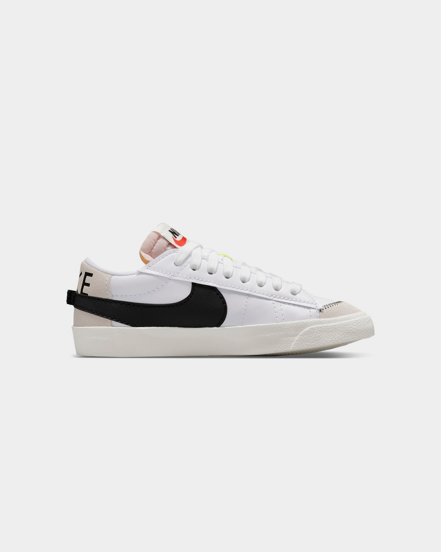 Nike Blazer Low '77 Jumbo White/Black Torsion Stability Foot Support