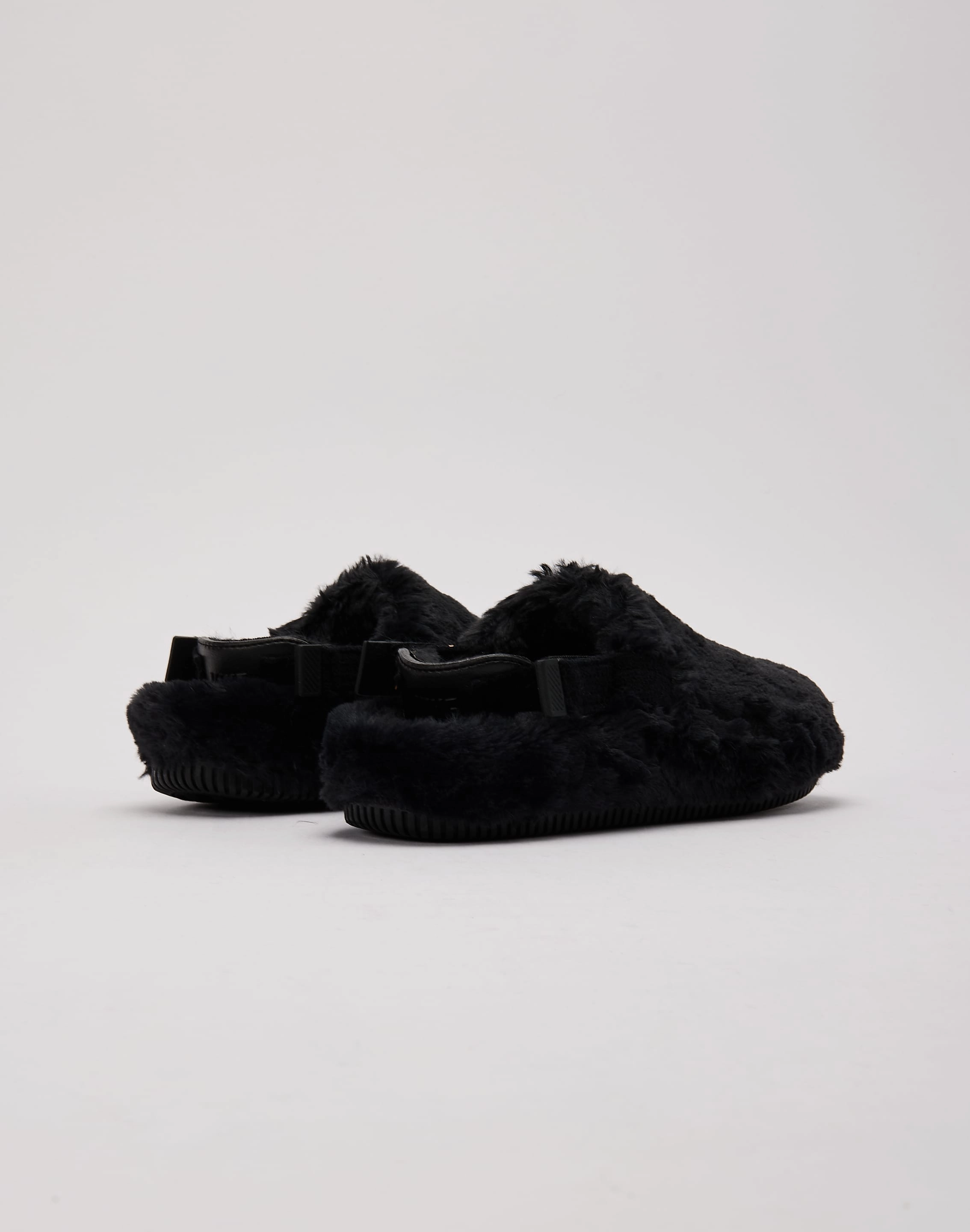 Zigzag Impact Zone Weather Friendly Nike Calm Mule SE