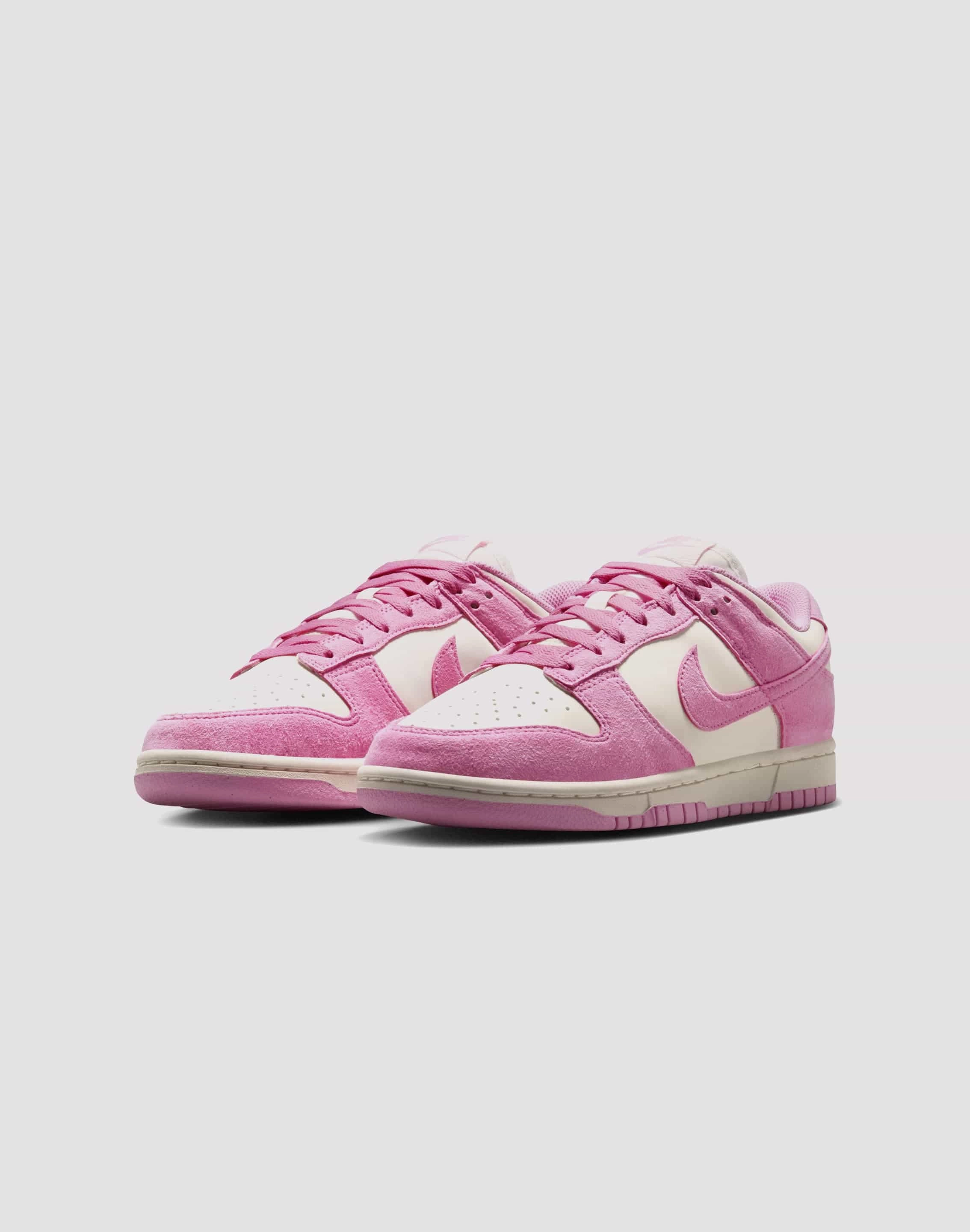 Nike Dunk Low "Sail/Pink Rise" Core Comfort Fast Motion
