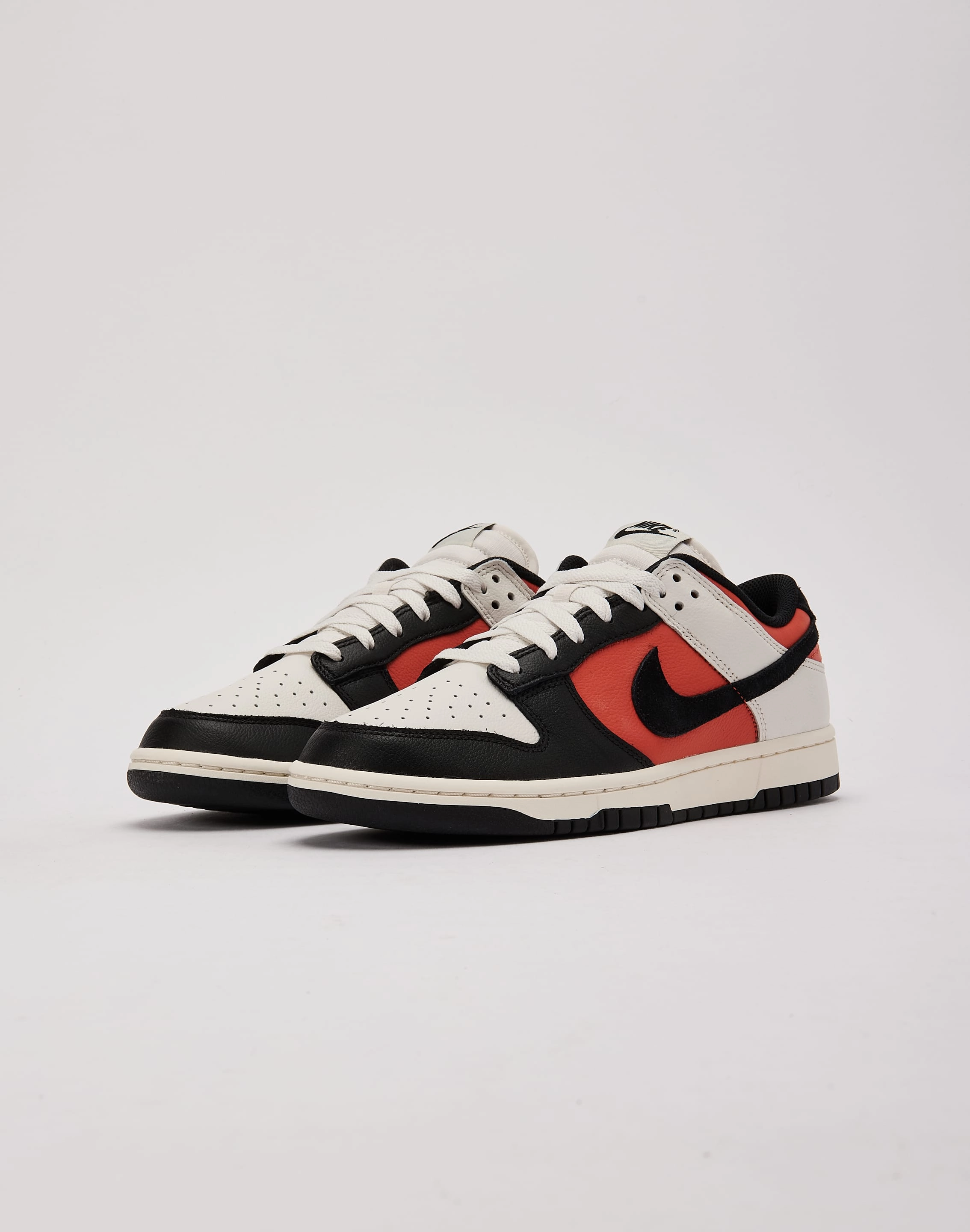 Padded Arch Nike Dunk Low Retro