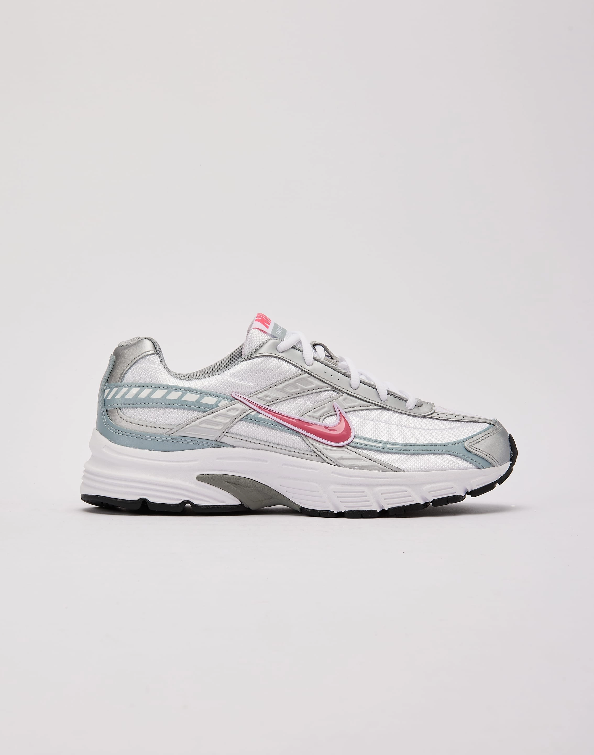 Balanced Curve Classic Activity Nike Initiator