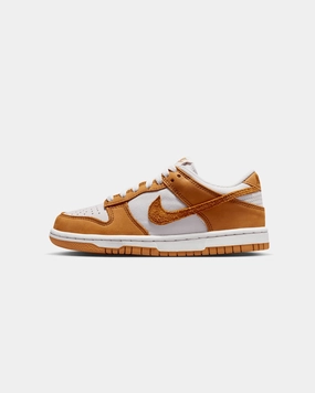 Nike Kids' Dunk Low SE (GS) Vast Grey/Desert Ochre/White Posture correction