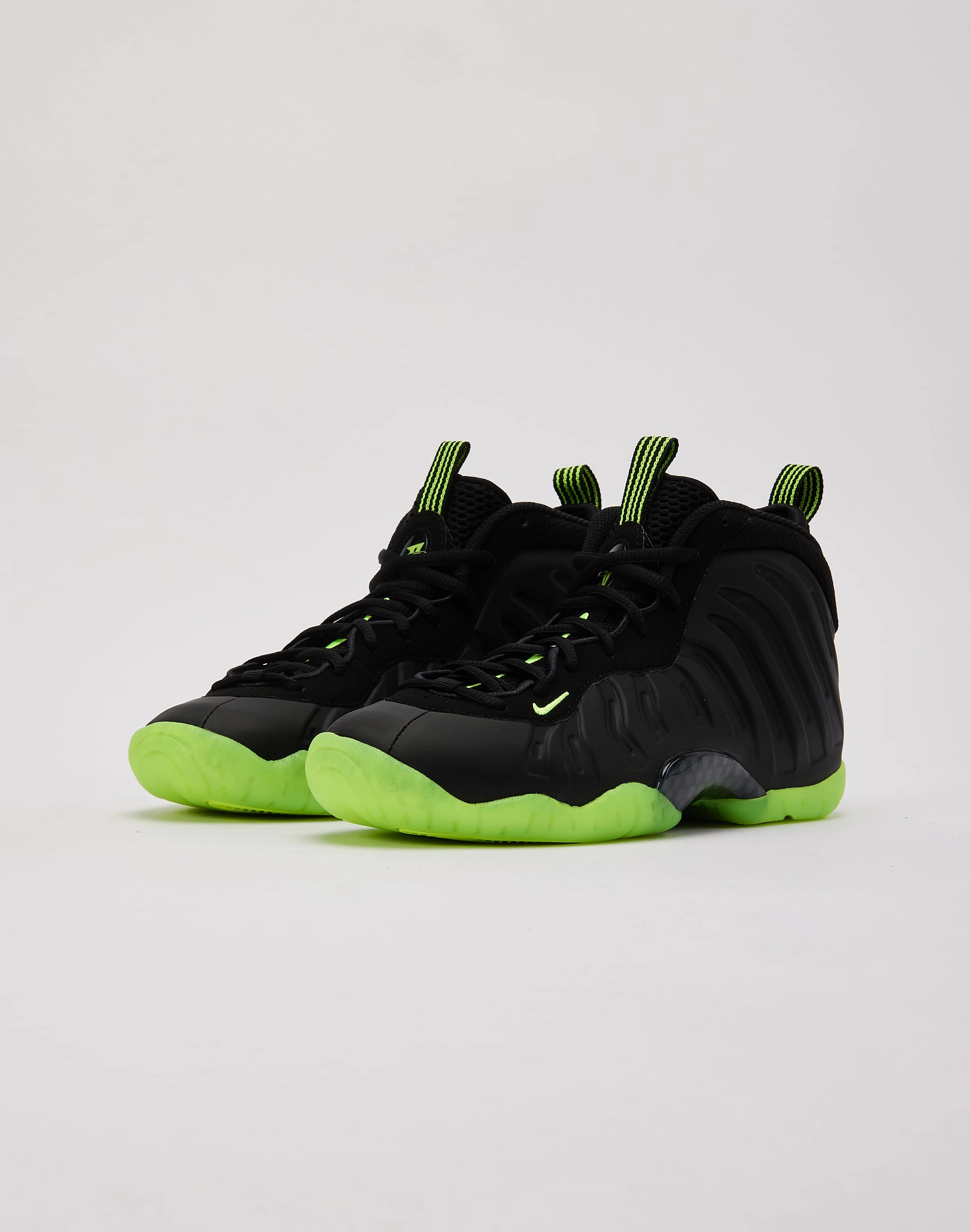 Ultra Responsive Cushion Asymmetrical Lace Guides Nike Little Posite One 'Black Volt' Grade-School