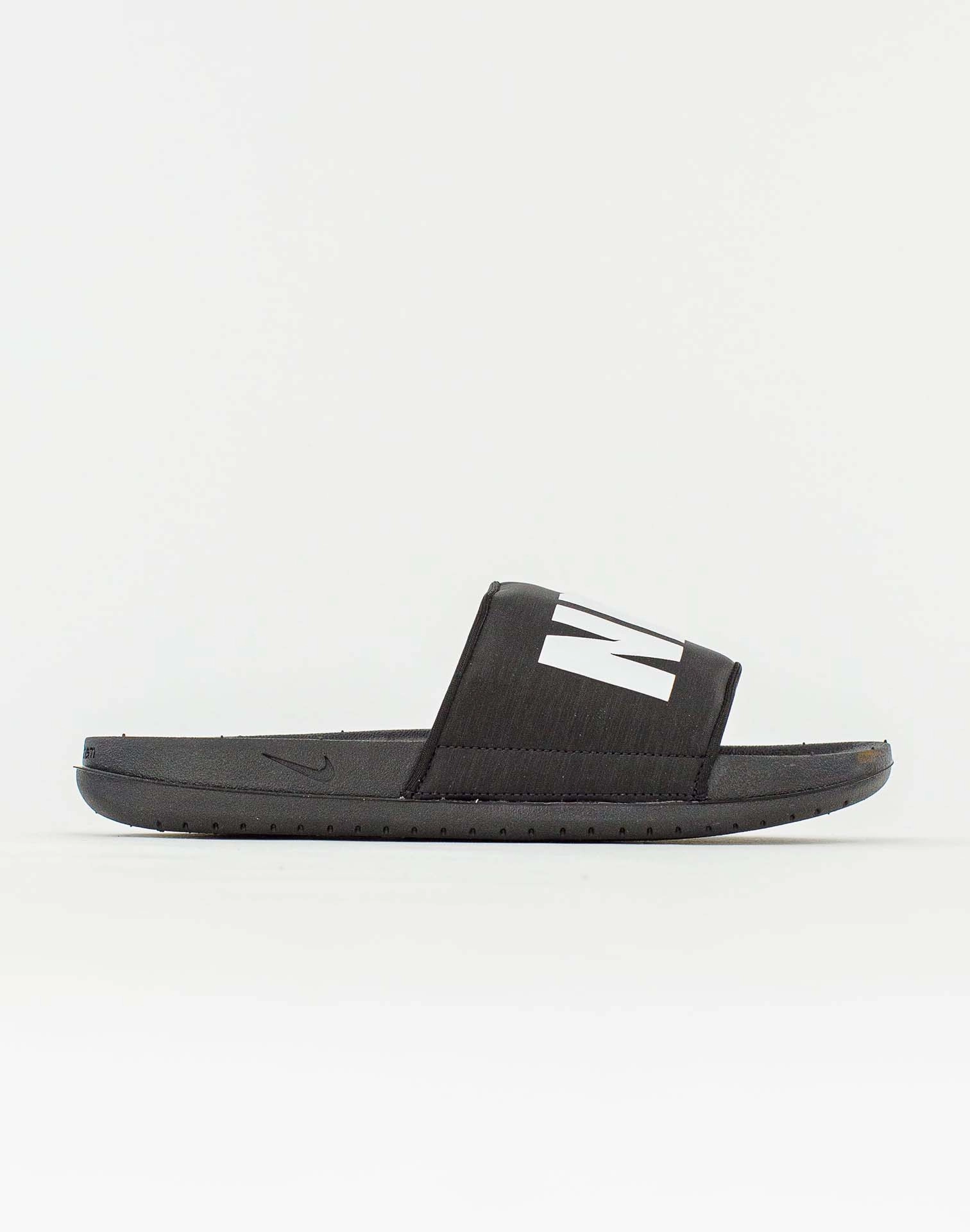 Reinforced Achilles Pad Stitch Free Construction Nike Offcourt Slides