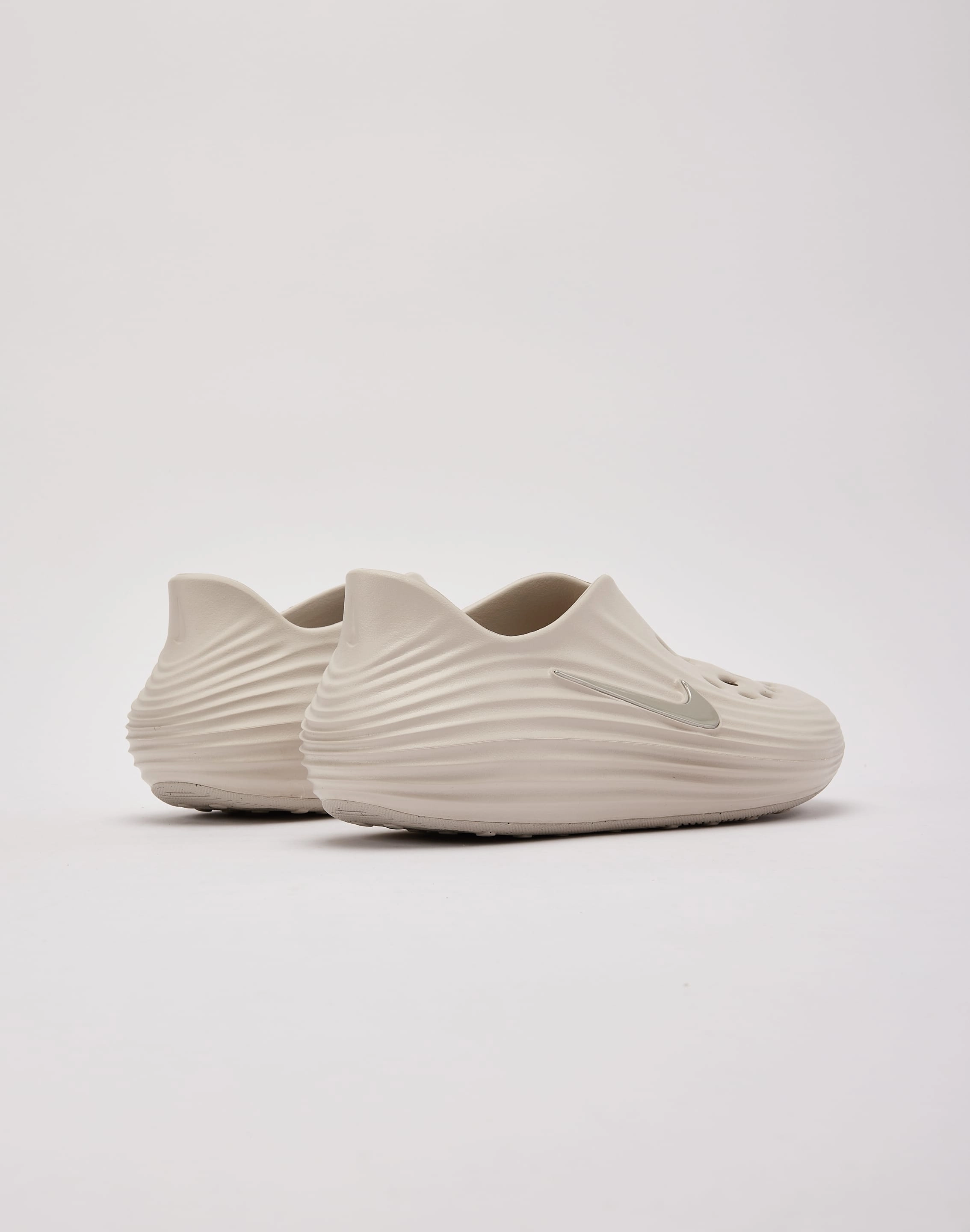 Perforated Tongue Nike ReactX Rejuven8